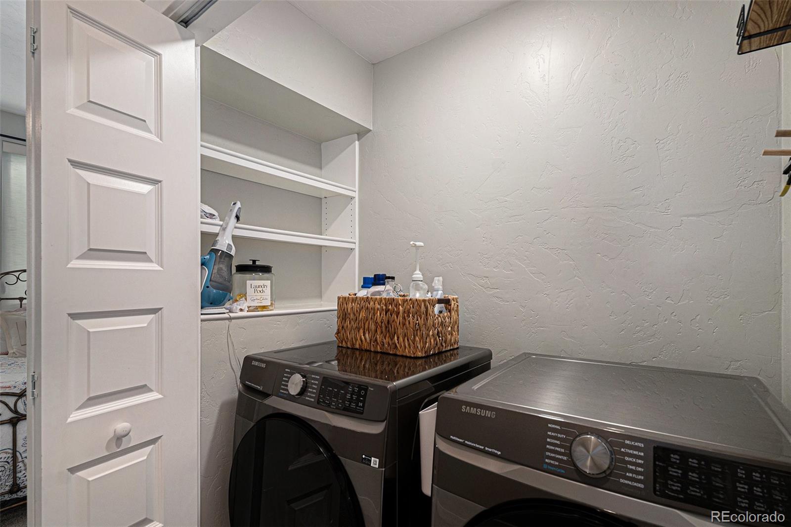 MLS Image #19 for 2801 s bannock street,englewood, Colorado
