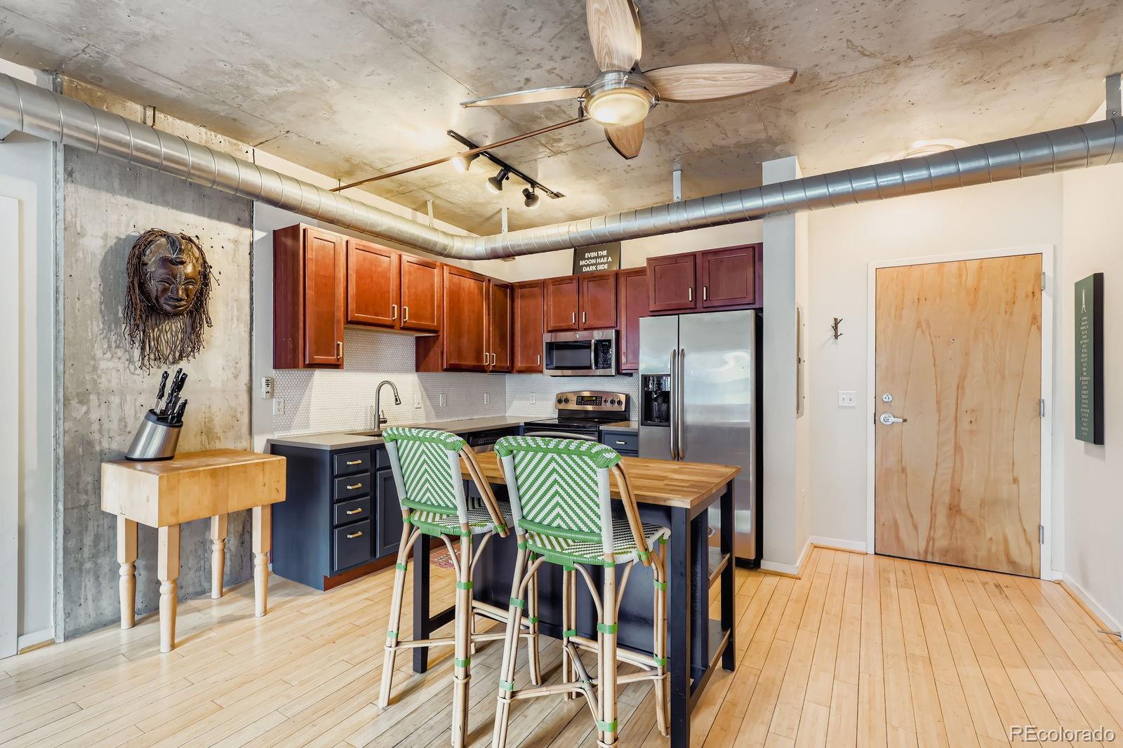 MLS Image #2 for 1475  delgany street 303,denver, Colorado