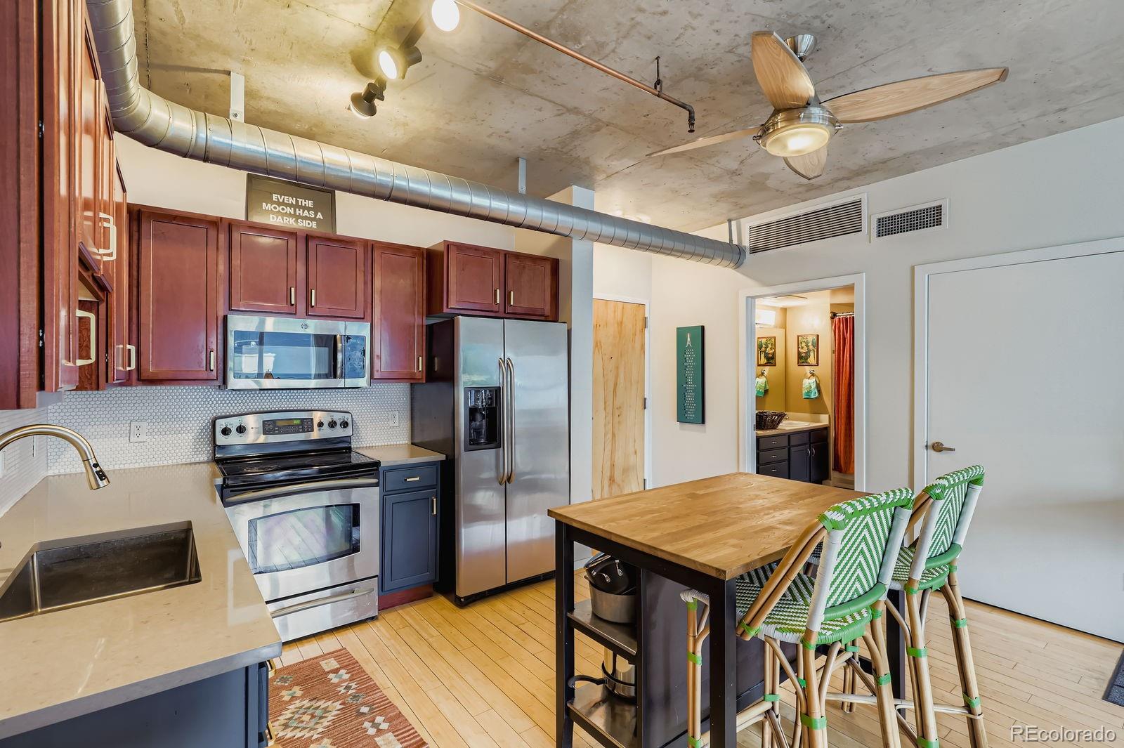 MLS Image #3 for 1475  delgany street 303,denver, Colorado