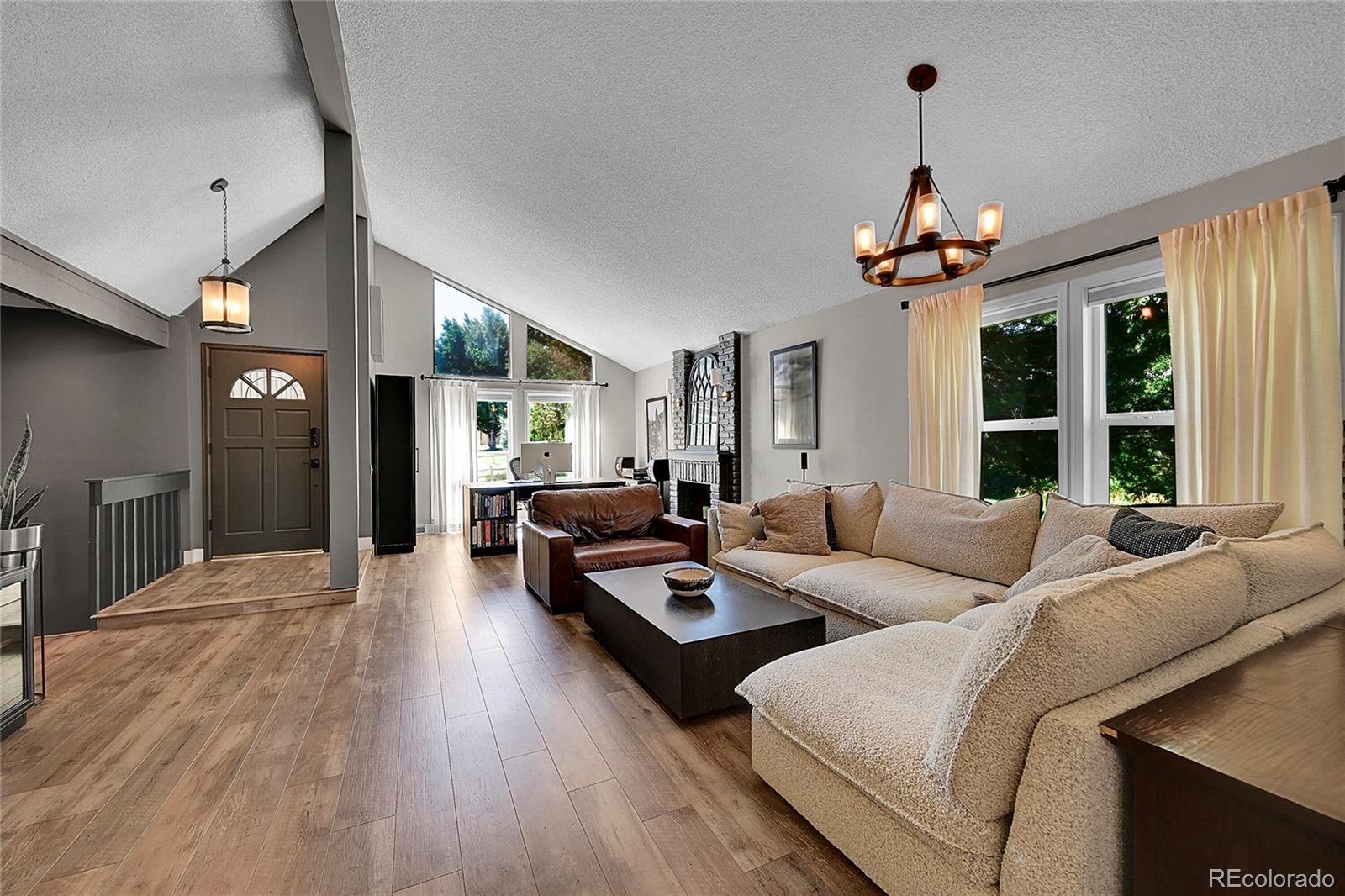 MLS Image #3 for 7887 s trenton street,centennial, Colorado