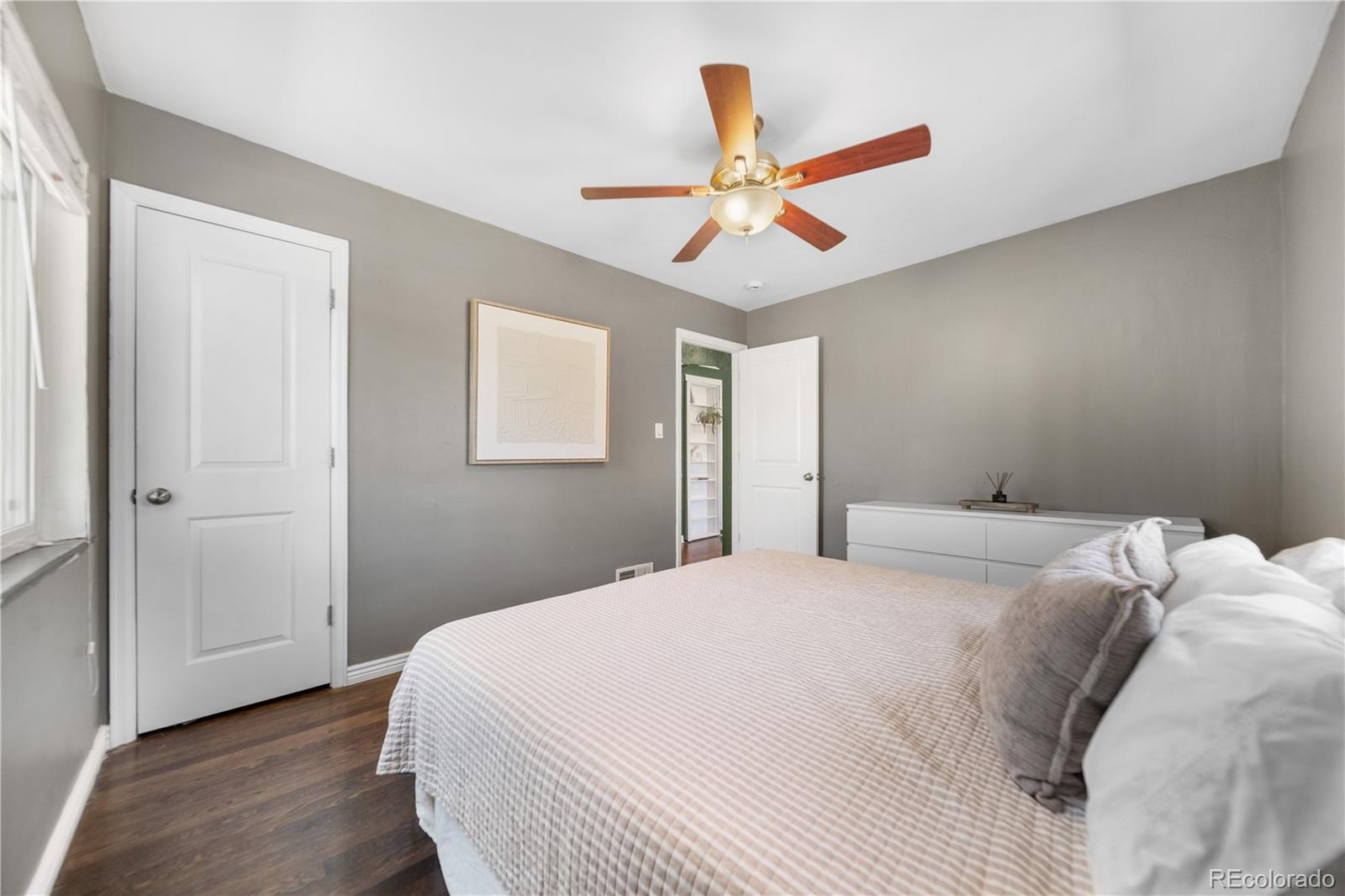 MLS Image #13 for 740 s shoshone street,denver, Colorado