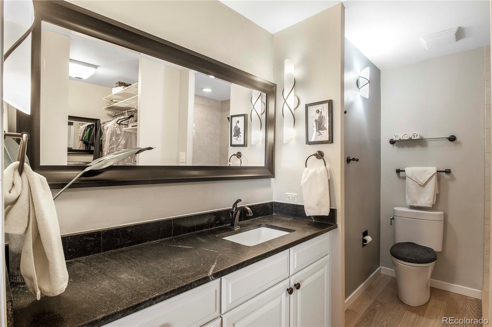 MLS Image #19 for 4570 e yale ave avenue 1004,denver, Colorado