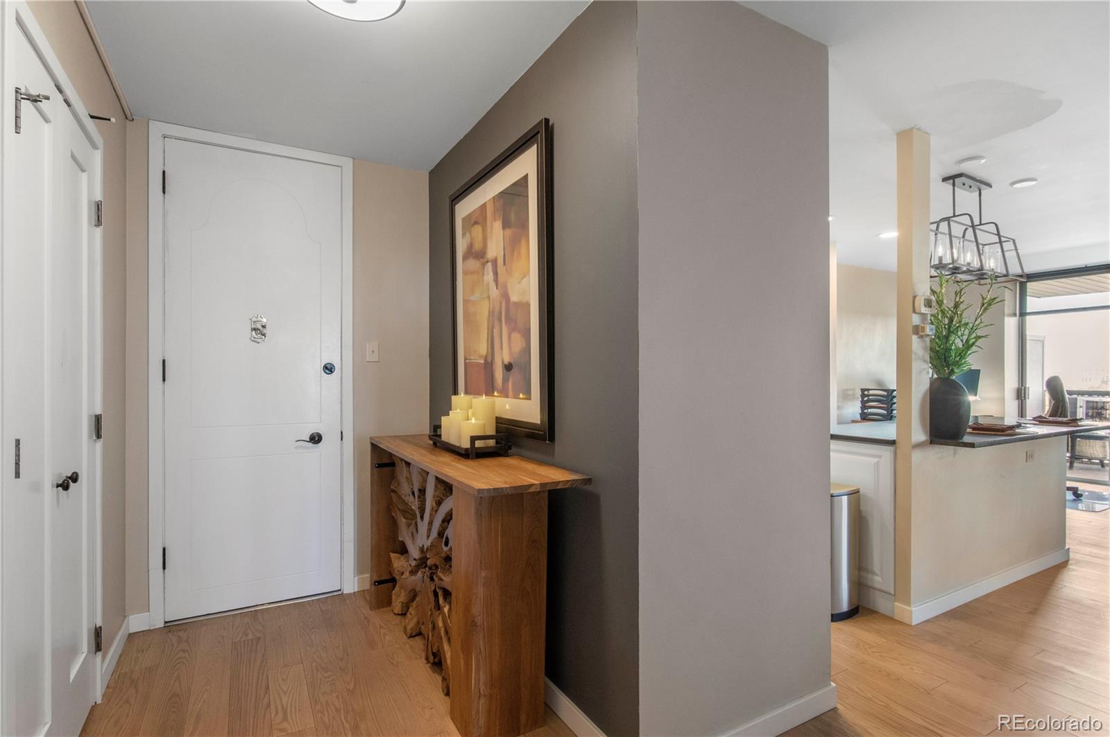 MLS Image #7 for 4570 e yale ave avenue 1004,denver, Colorado