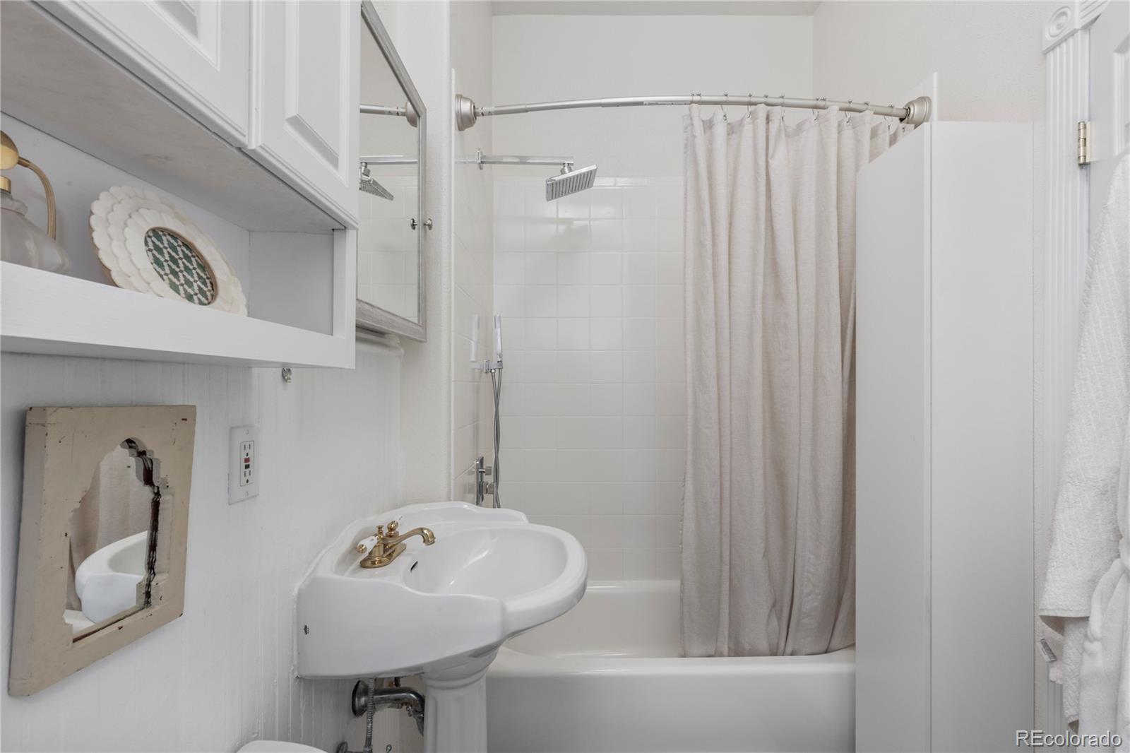 MLS Image #28 for 1942 w 33rd avenue ,denver, Colorado