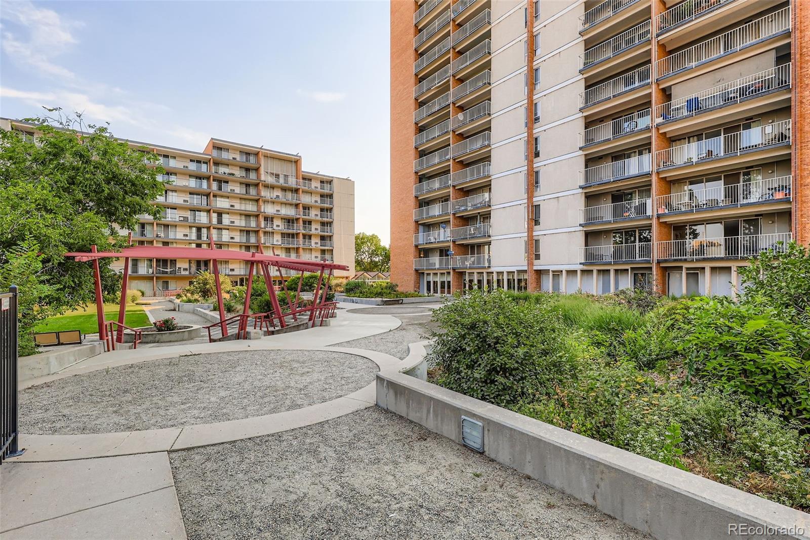 MLS Image #18 for 955  eudora street 204e,denver, Colorado
