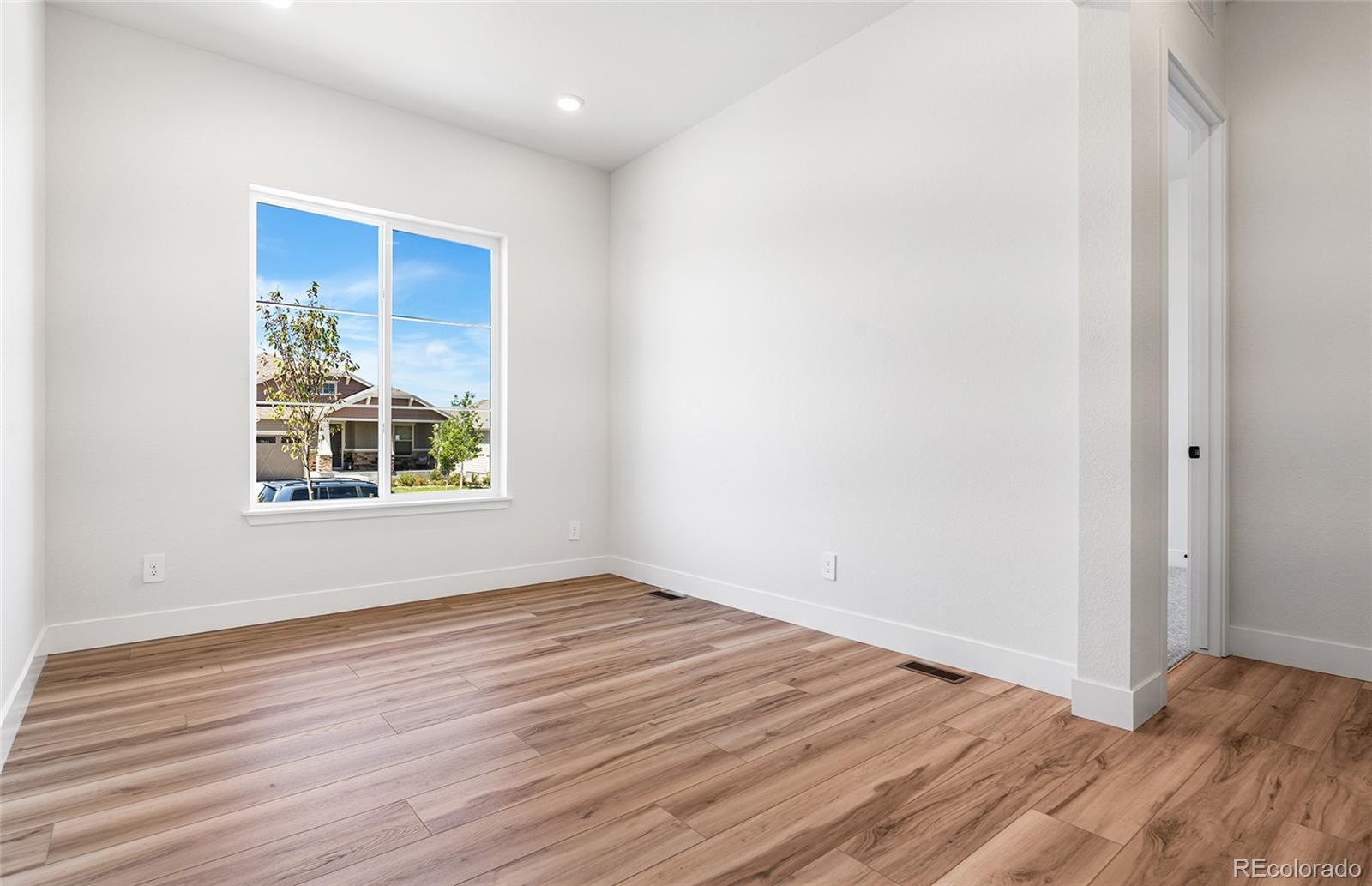 MLS Image #1 for 8844 s quemoy court,aurora, Colorado