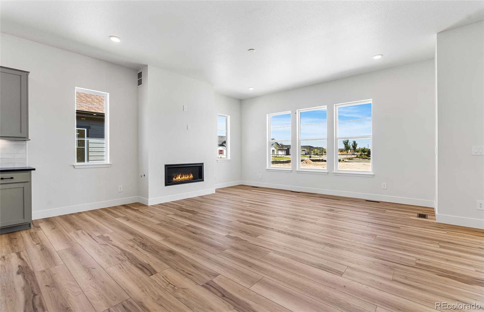 MLS Image #5 for 8844 s quemoy court,aurora, Colorado