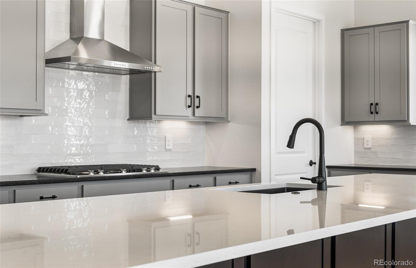 MLS Image #9 for 8844 s quemoy court,aurora, Colorado