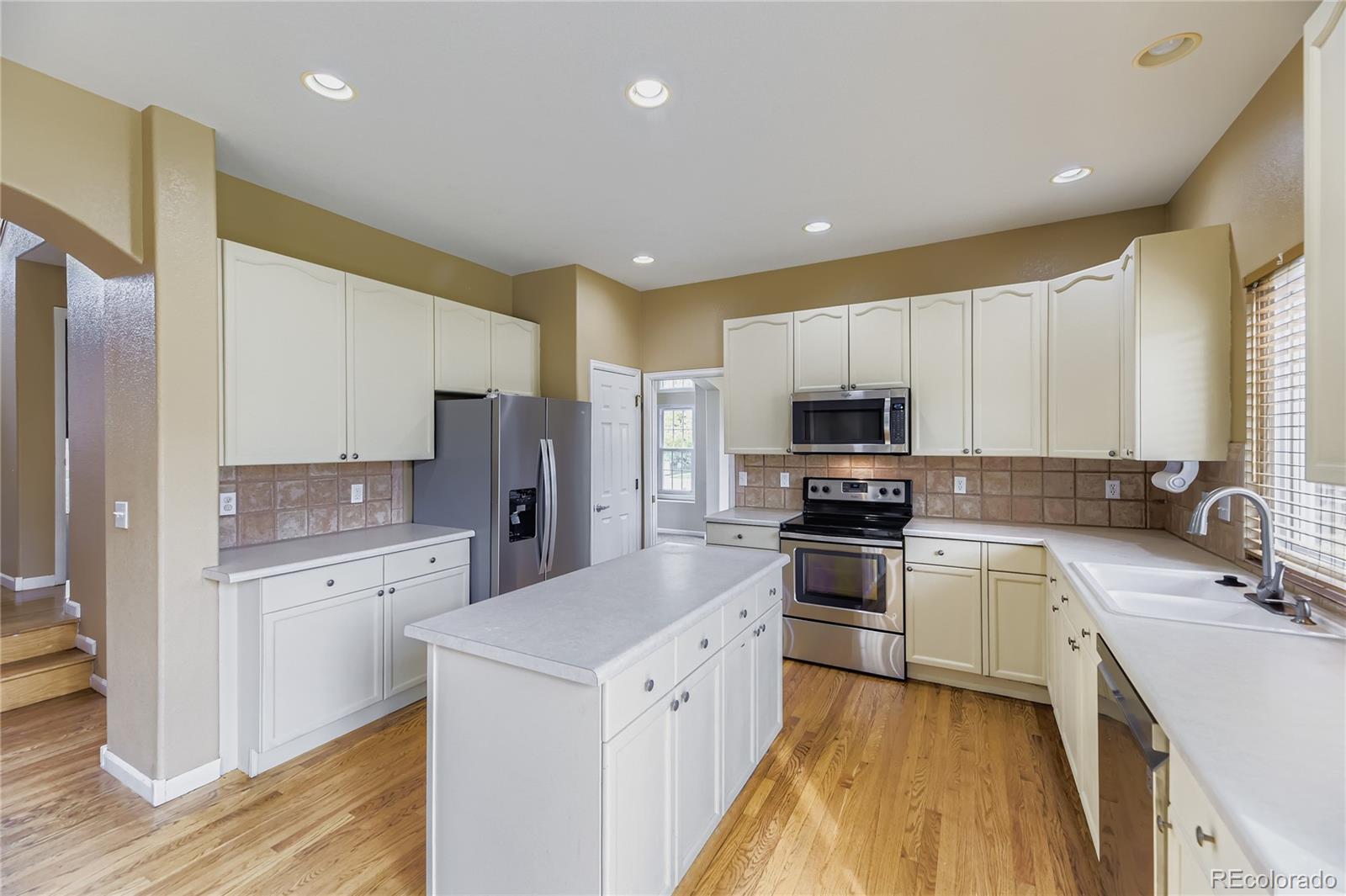 MLS Image #7 for 19084 e oak creek way,parker, Colorado