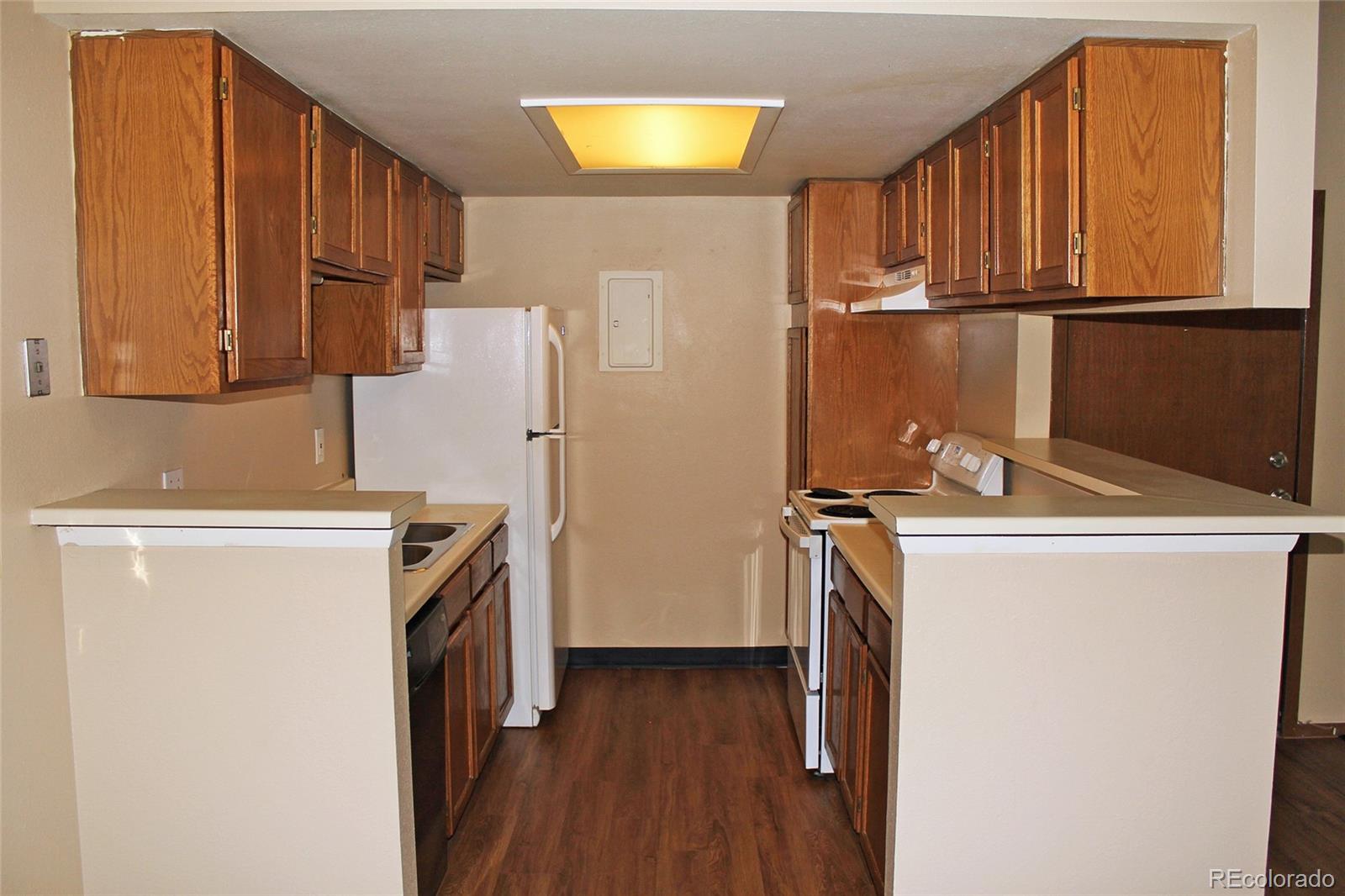 MLS Image #5 for 907 s yampa street 205,aurora, Colorado