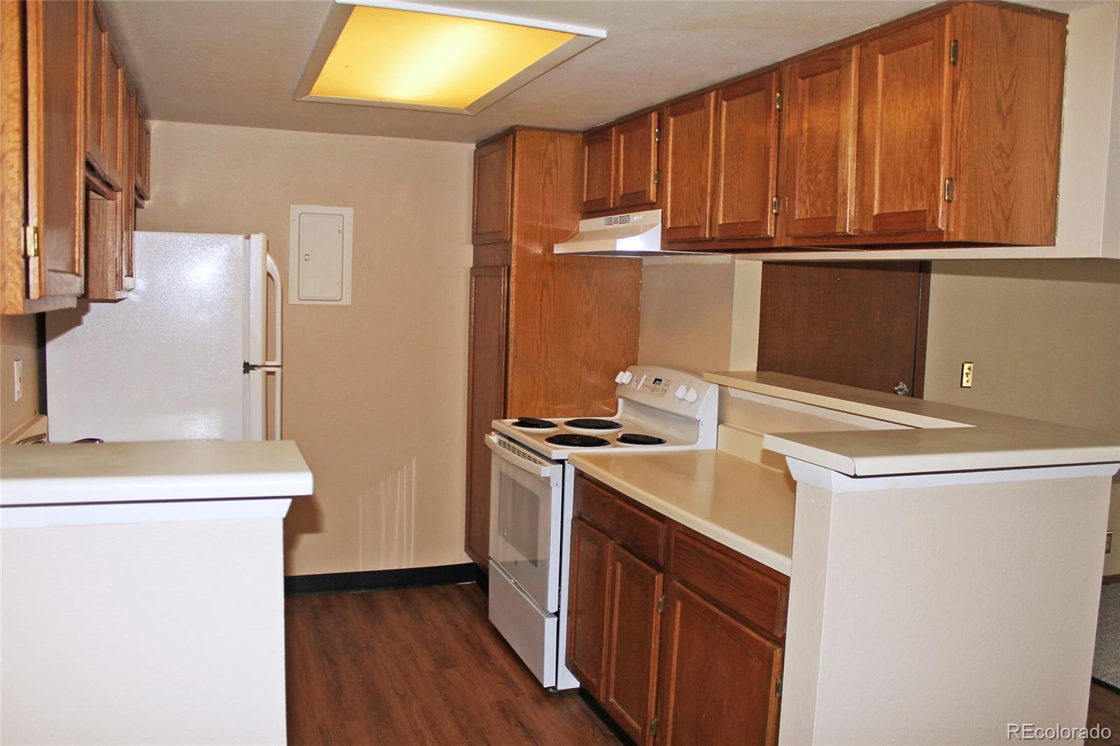 MLS Image #6 for 907 s yampa street 205,aurora, Colorado