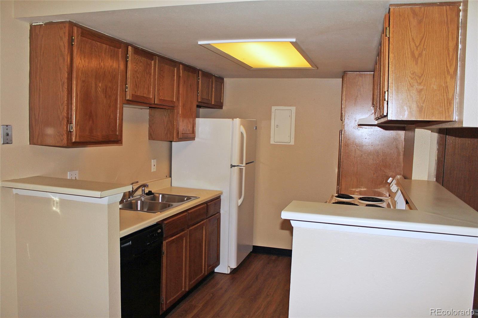 MLS Image #7 for 907 s yampa street 205,aurora, Colorado