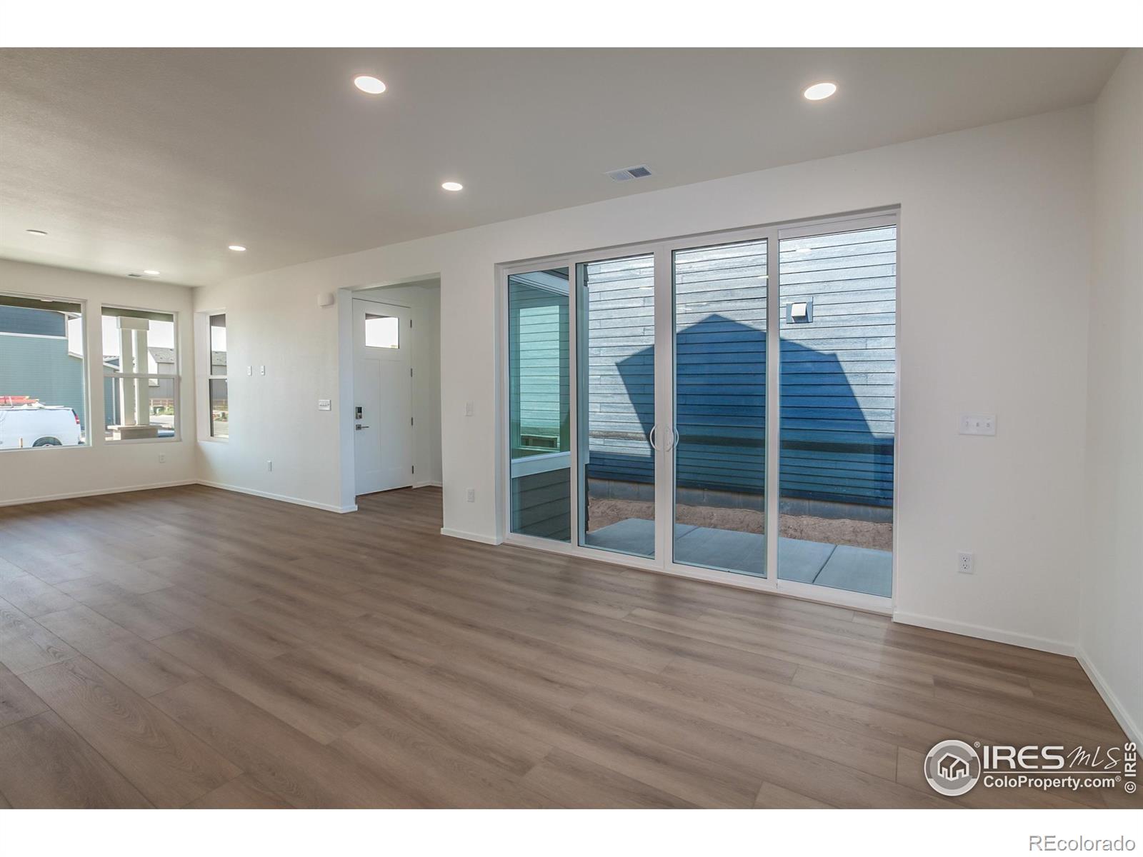 MLS Image #4 for 6120  dutch drive,timnath, Colorado