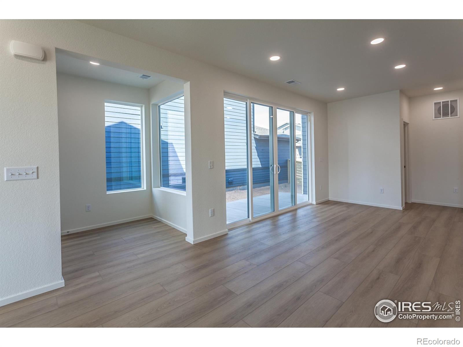 MLS Image #6 for 6120  dutch drive,timnath, Colorado