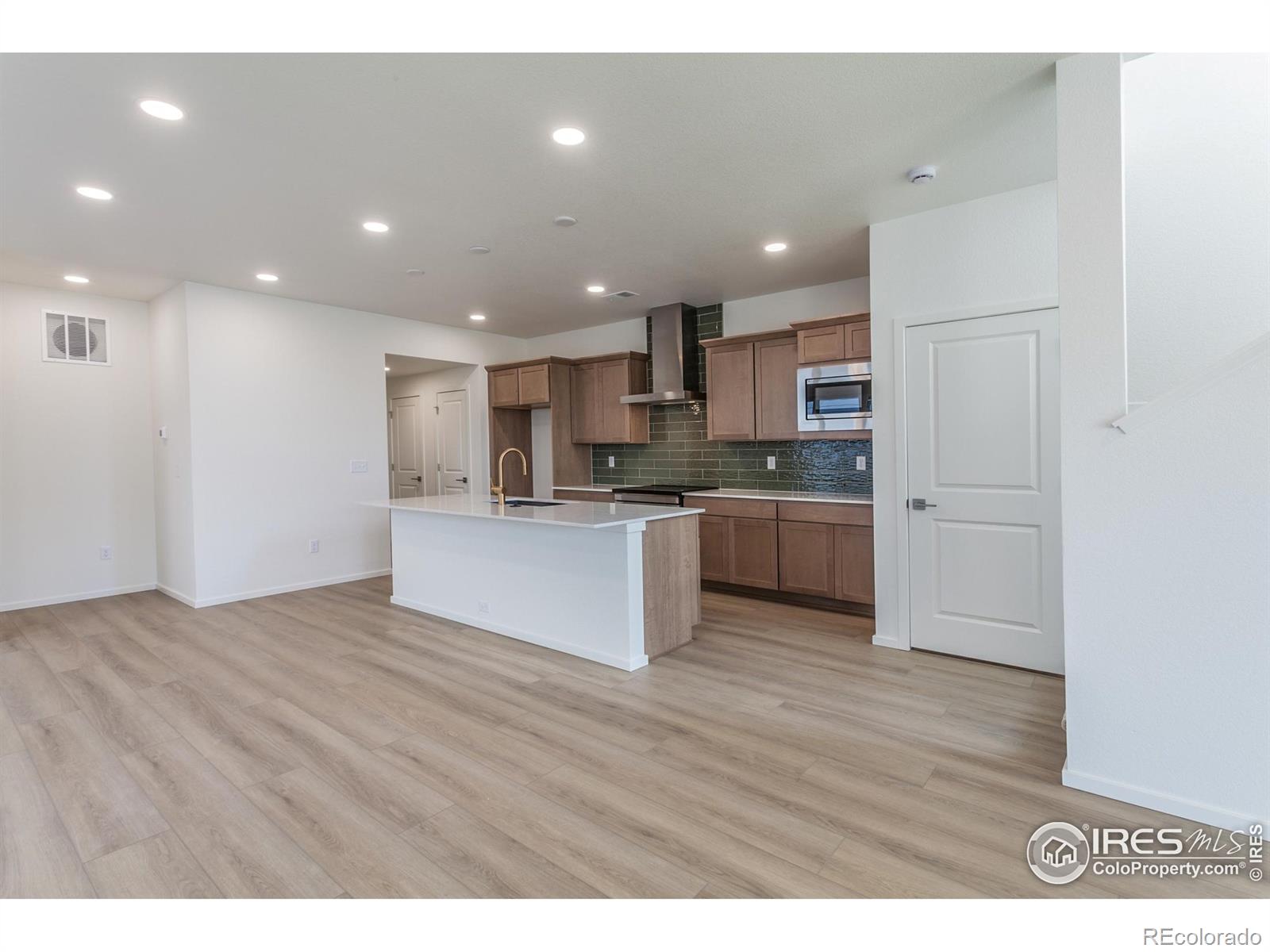 MLS Image #8 for 6120  dutch drive,timnath, Colorado
