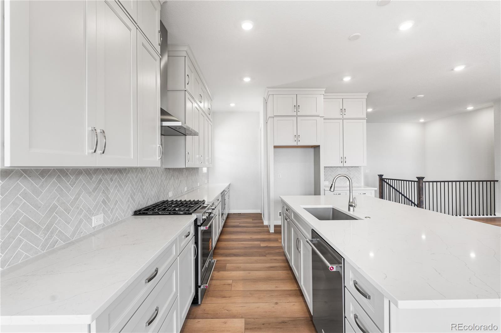MLS Image #16 for 11104  amber light circle,littleton, Colorado