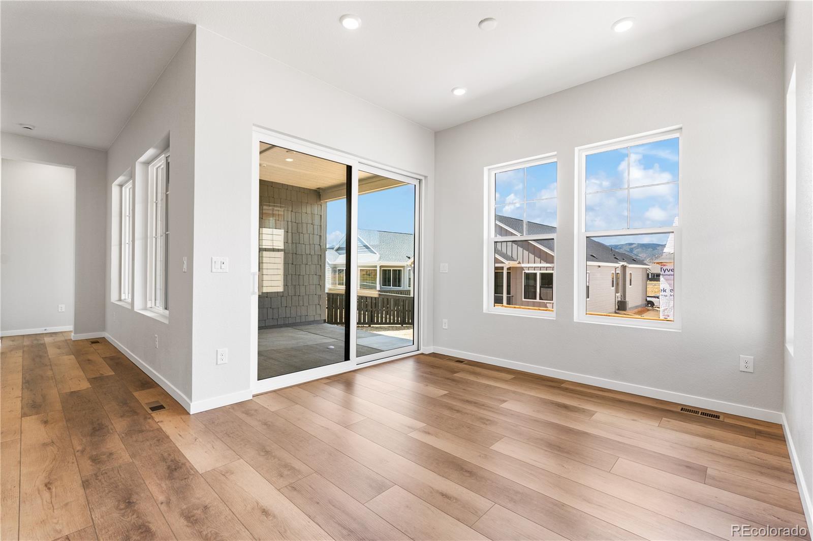 MLS Image #2 for 11104  amber light circle,littleton, Colorado