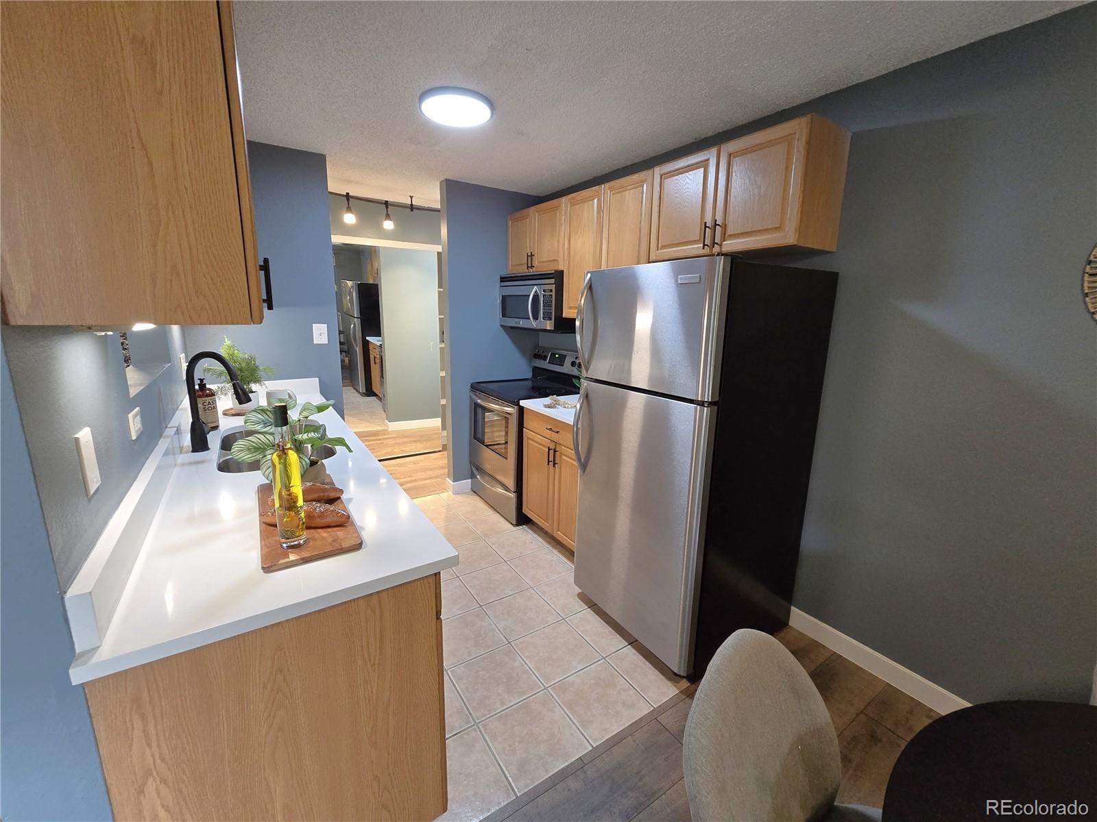 MLS Image #5 for 2375 s linden court 310,denver, Colorado