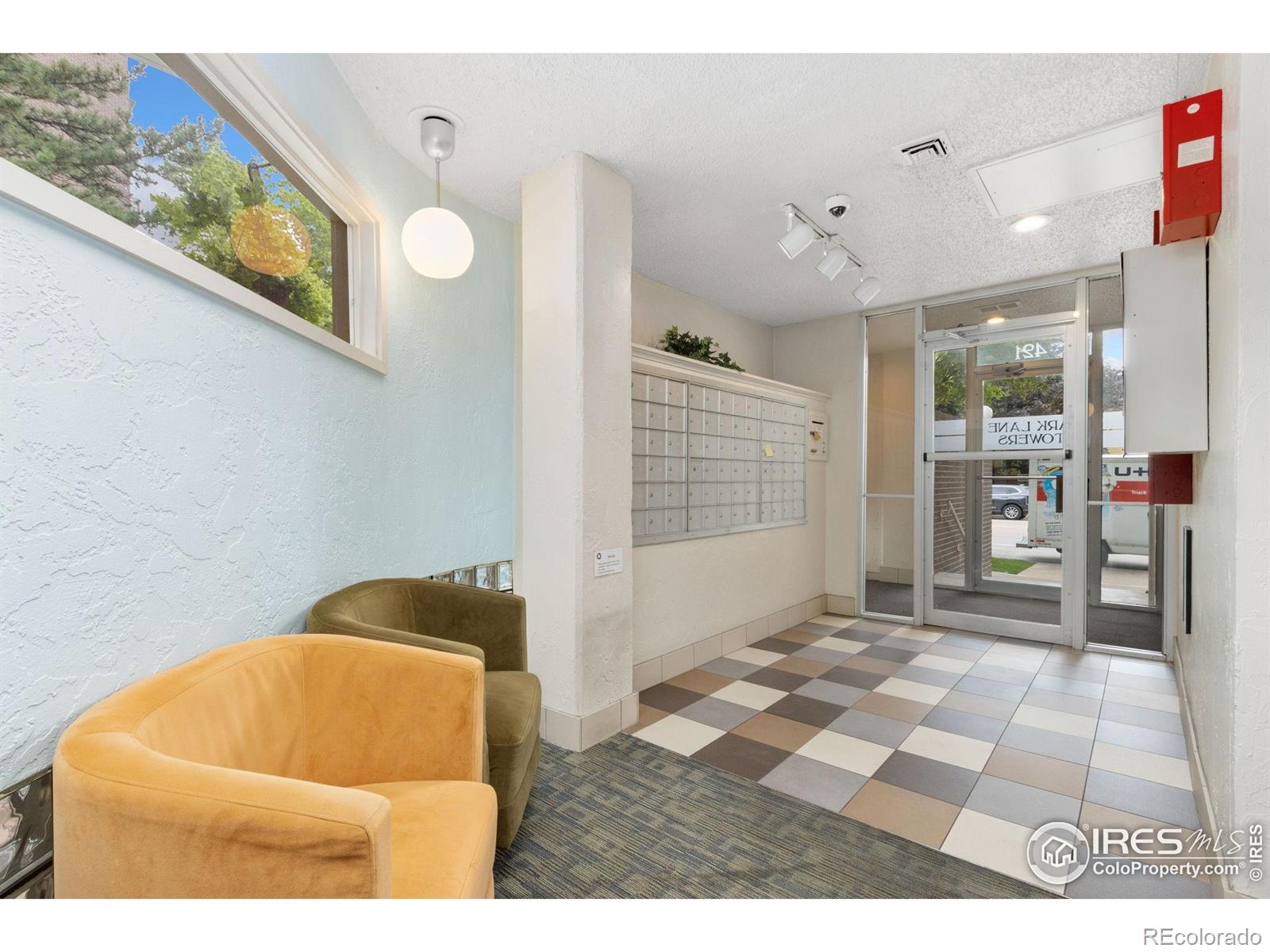 MLS Image #14 for 421 s howes street,fort collins, Colorado