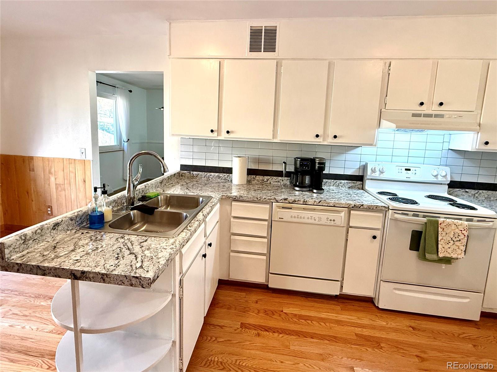 MLS Image #7 for 8257  teller court,arvada, Colorado