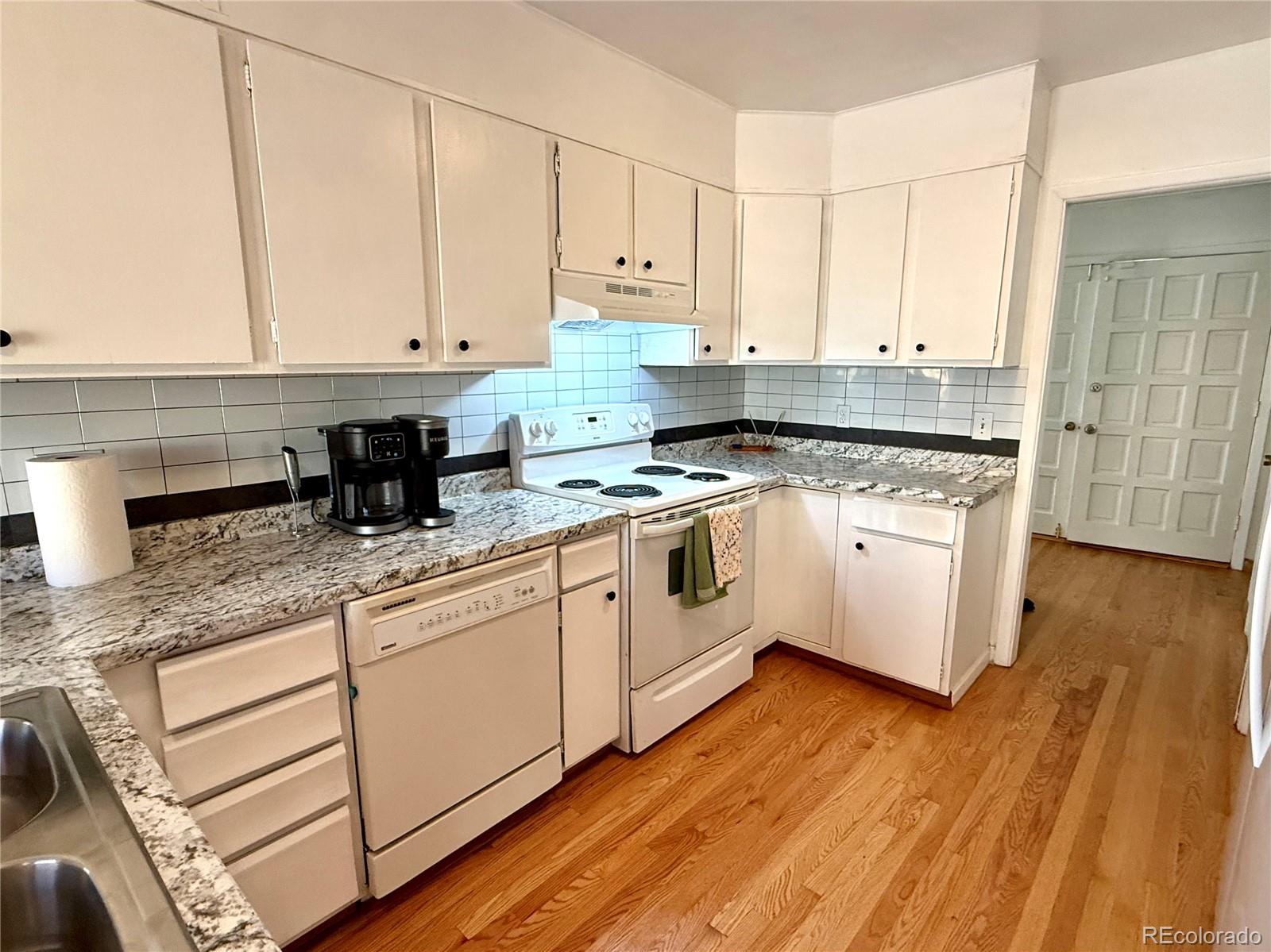 MLS Image #8 for 8257  teller court,arvada, Colorado