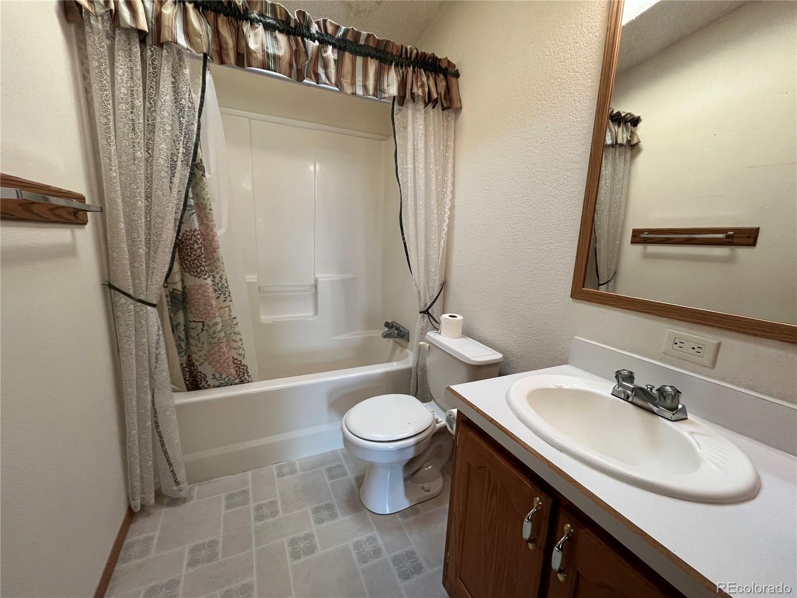 MLS Image #12 for 2472  lowell avenue,burlington, Colorado