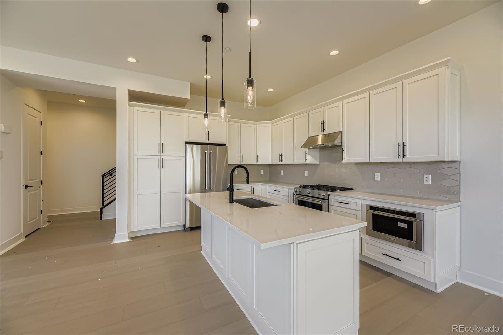 MLS Image #11 for 7740 s irving street,littleton, Colorado