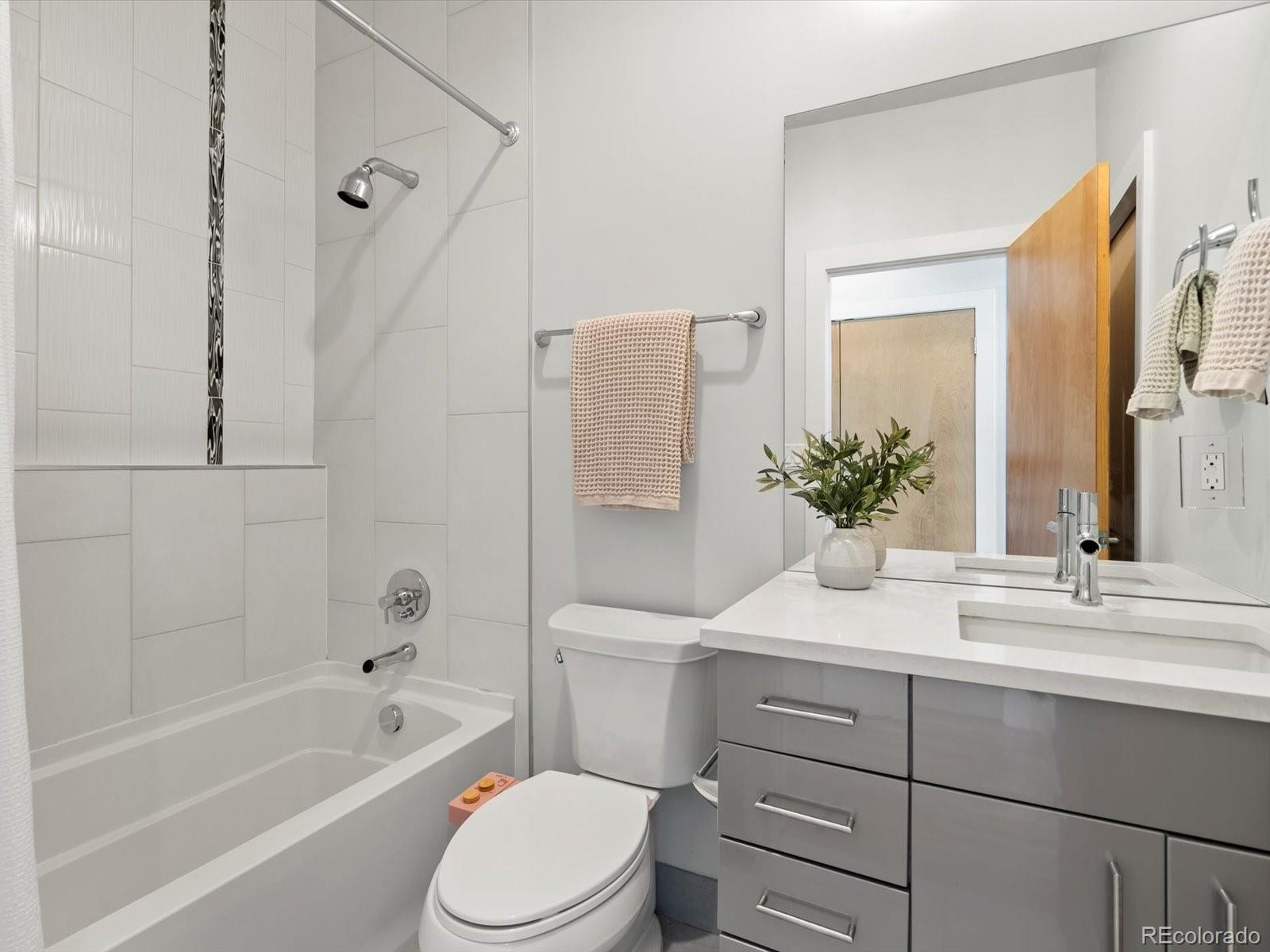 MLS Image #24 for 2580 n clay street ,denver, Colorado