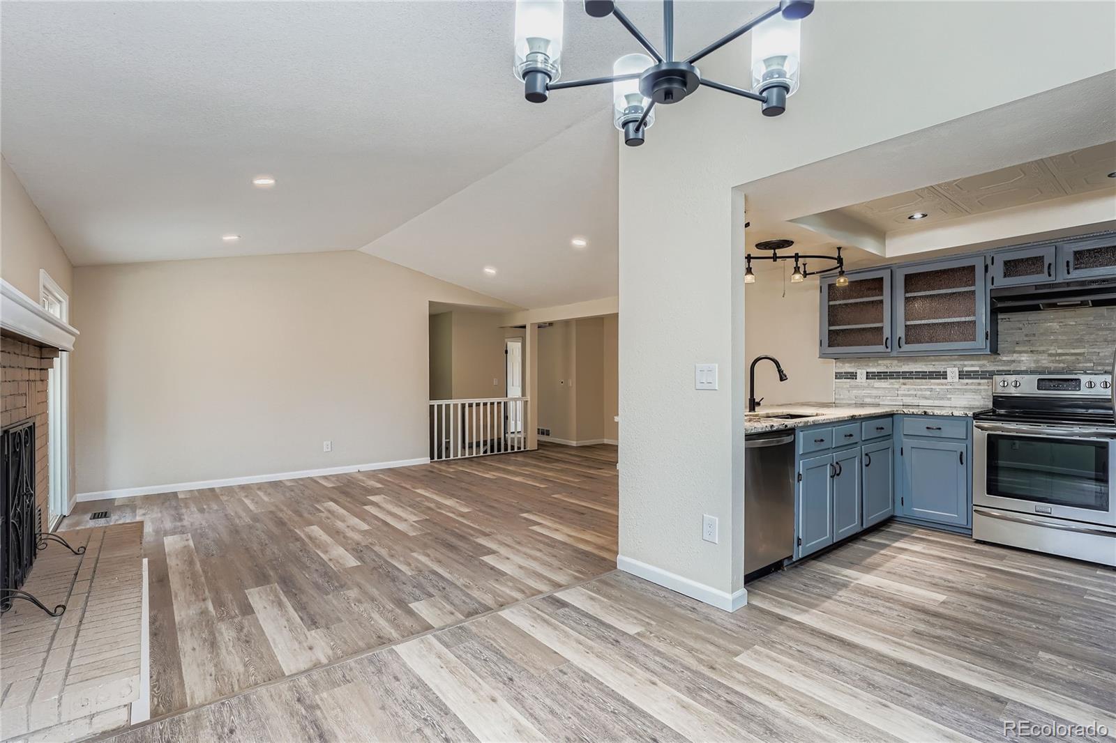 MLS Image #4 for 18983 e oregon drive,aurora, Colorado