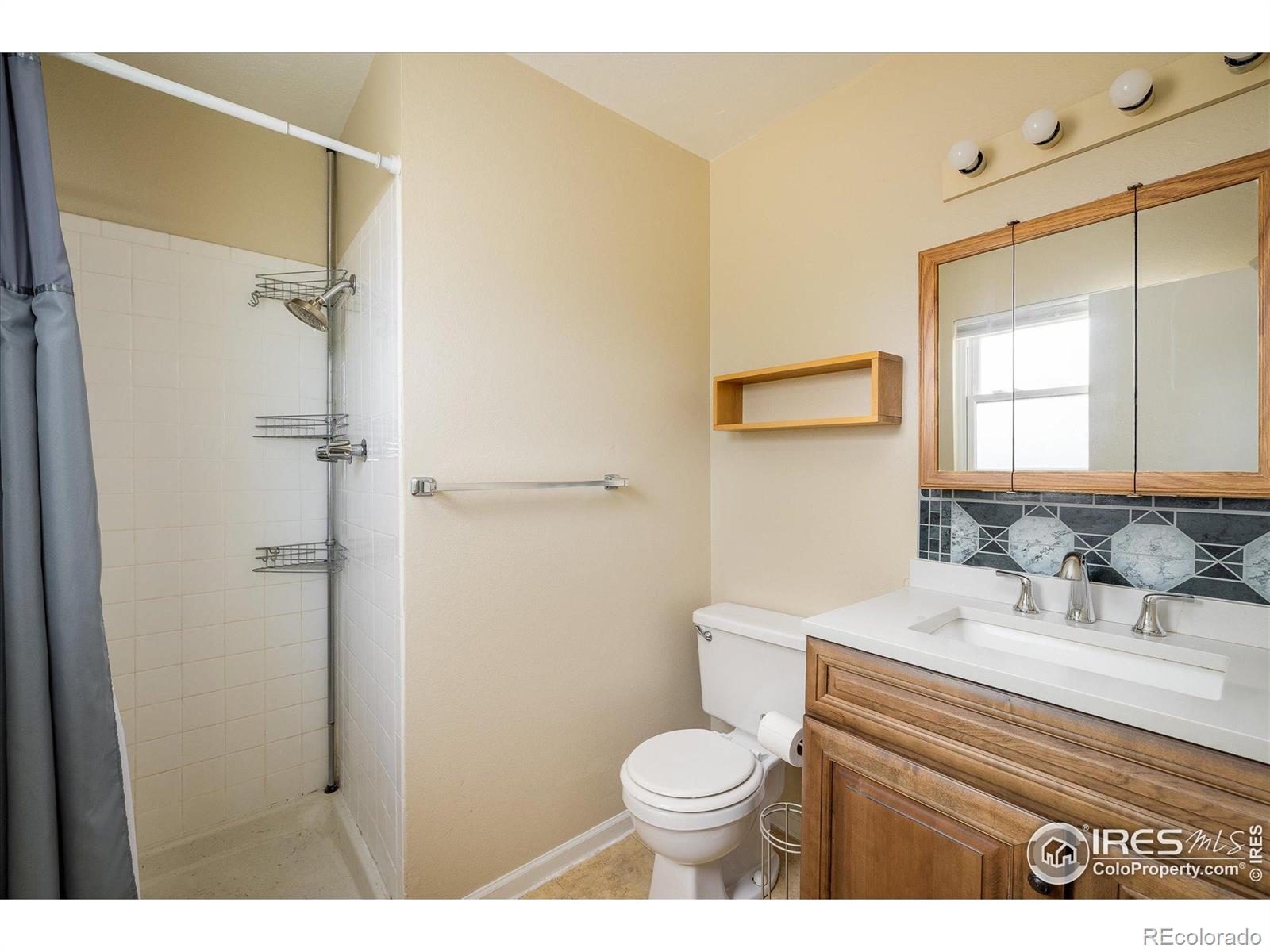 MLS Image #14 for 6220 w 74th circle,arvada, Colorado