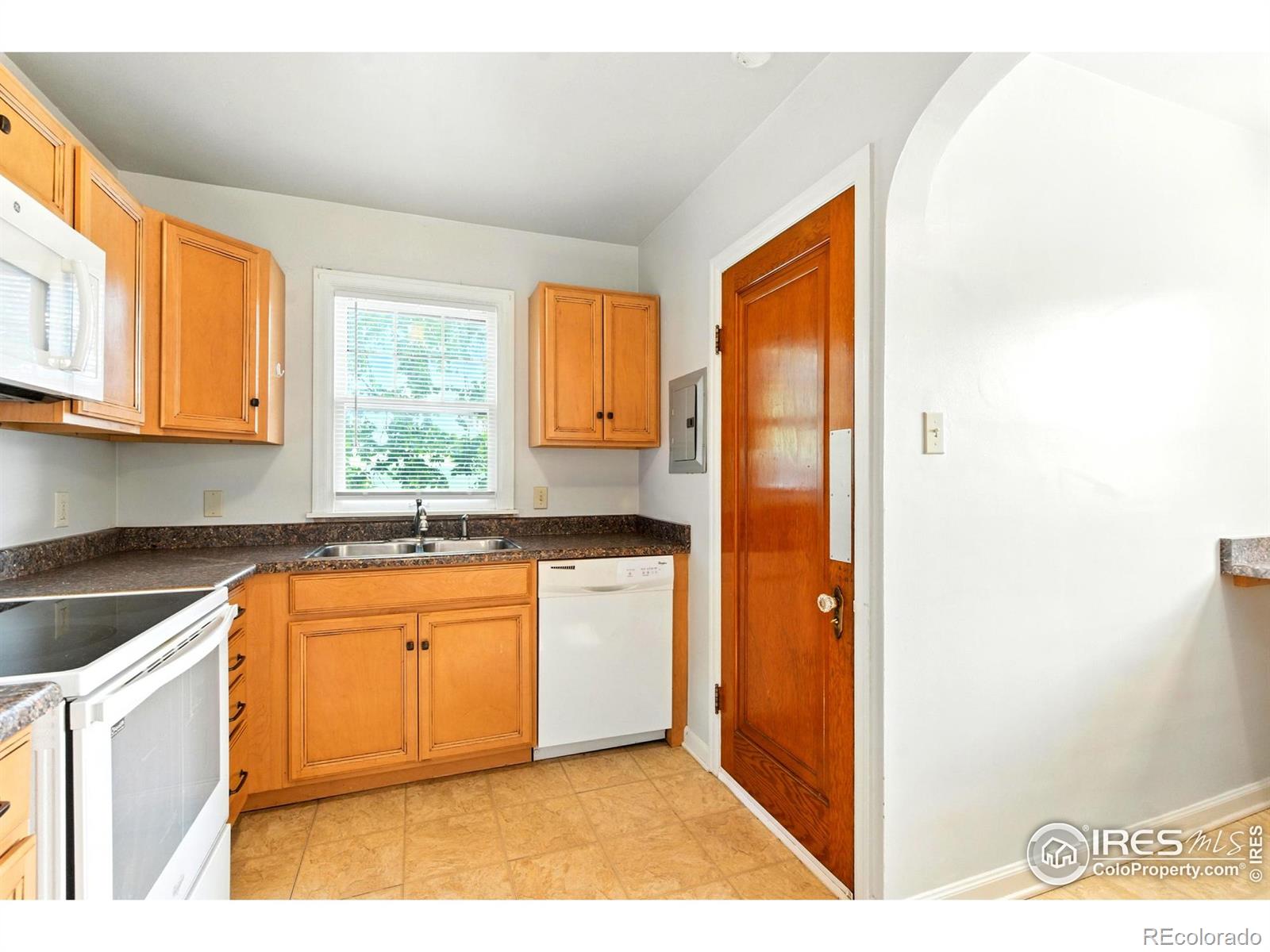MLS Image #10 for 918  12th avenue,greeley, Colorado
