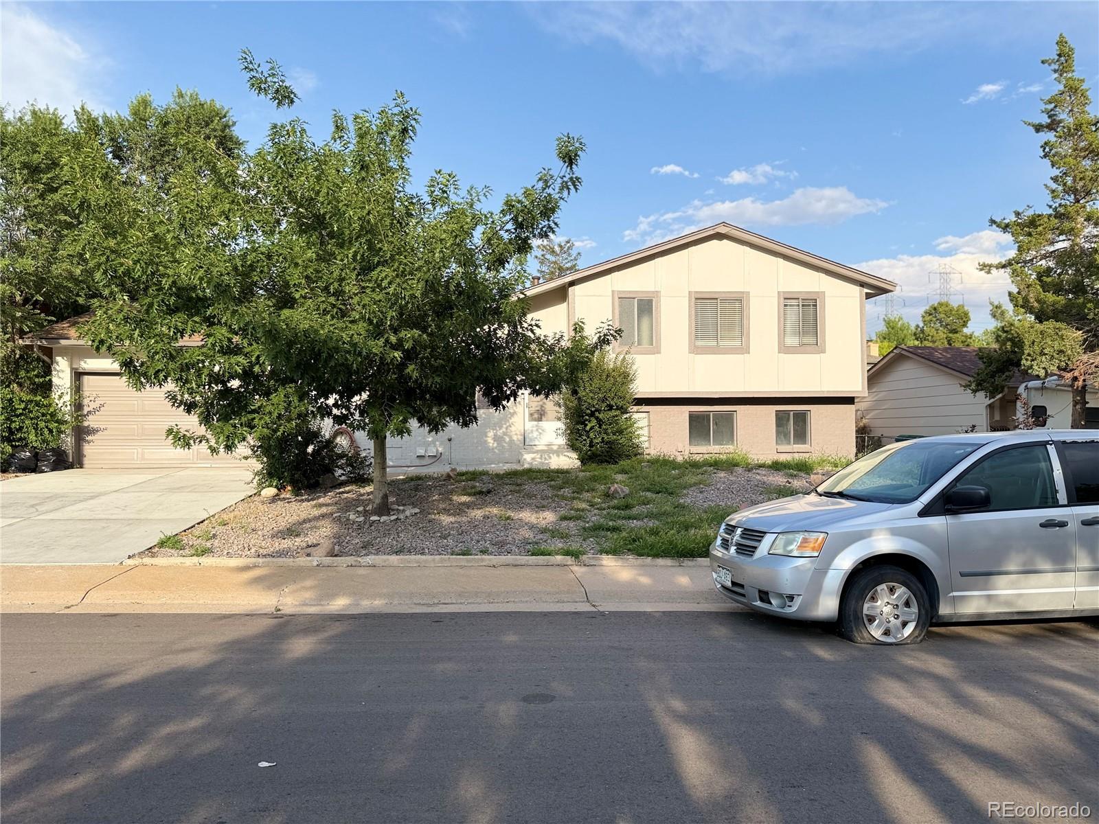 MLS Image #0 for 1858 s olathe street,aurora, Colorado