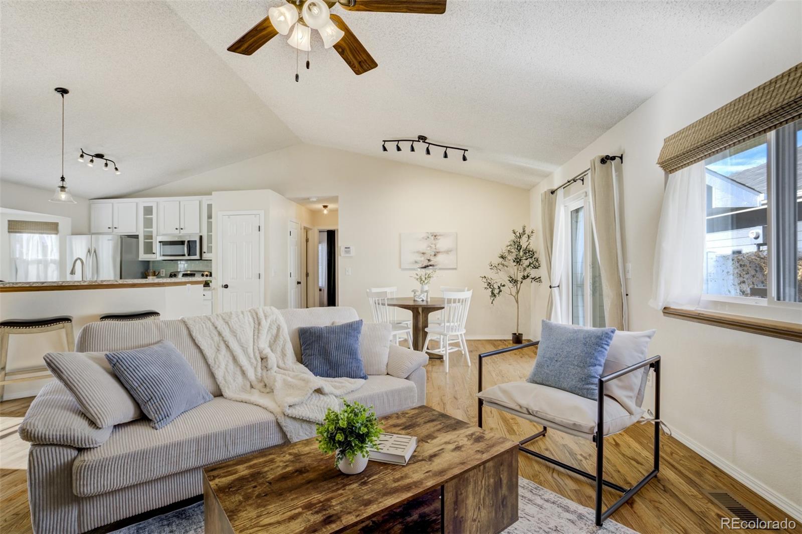 MLS Image #6 for 8313  scarborough drive,colorado springs, Colorado