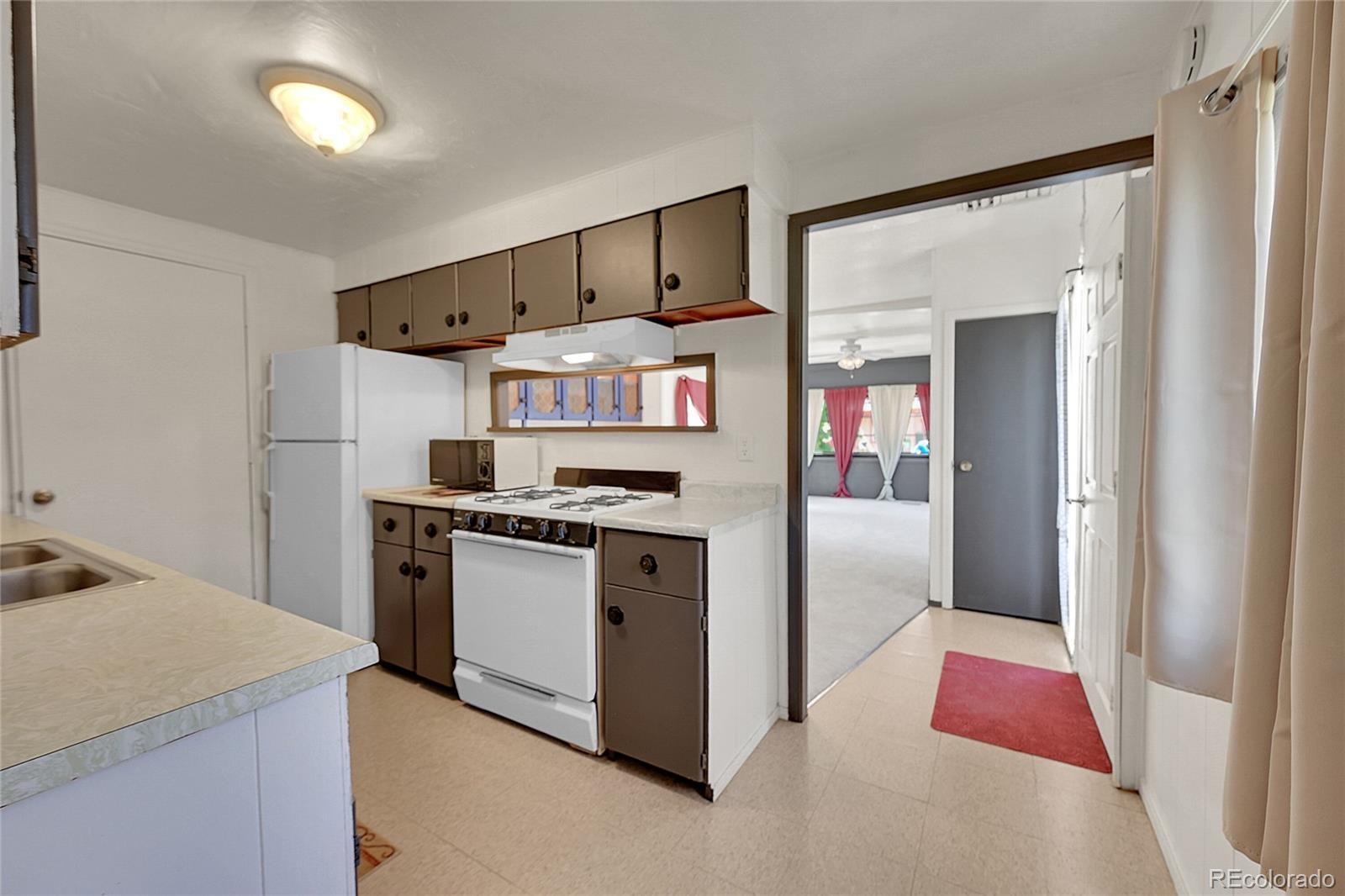 MLS Image #12 for 900  glen dale street,dacono, Colorado