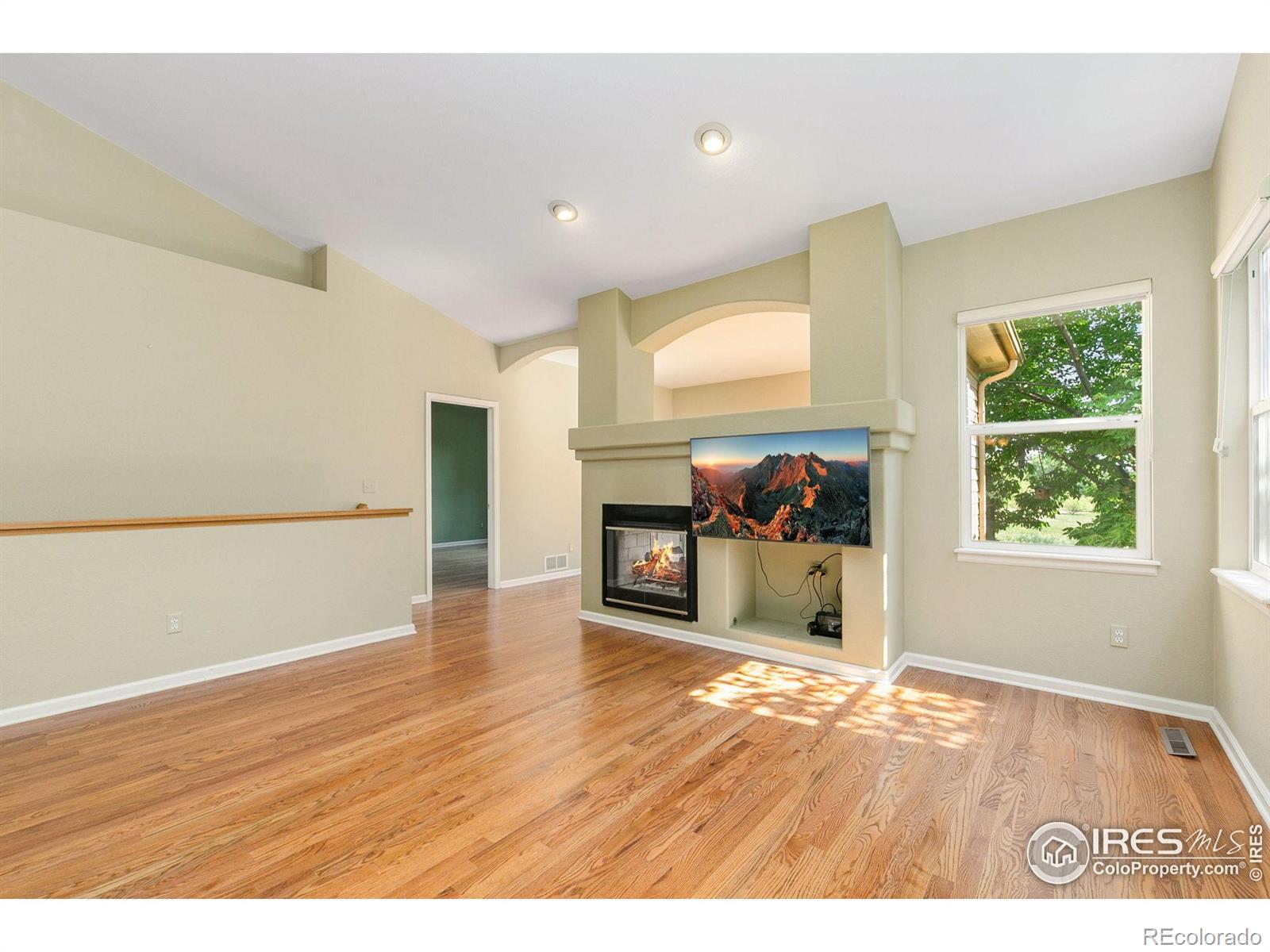 MLS Image #15 for 5365  lighthouse point court,loveland, Colorado