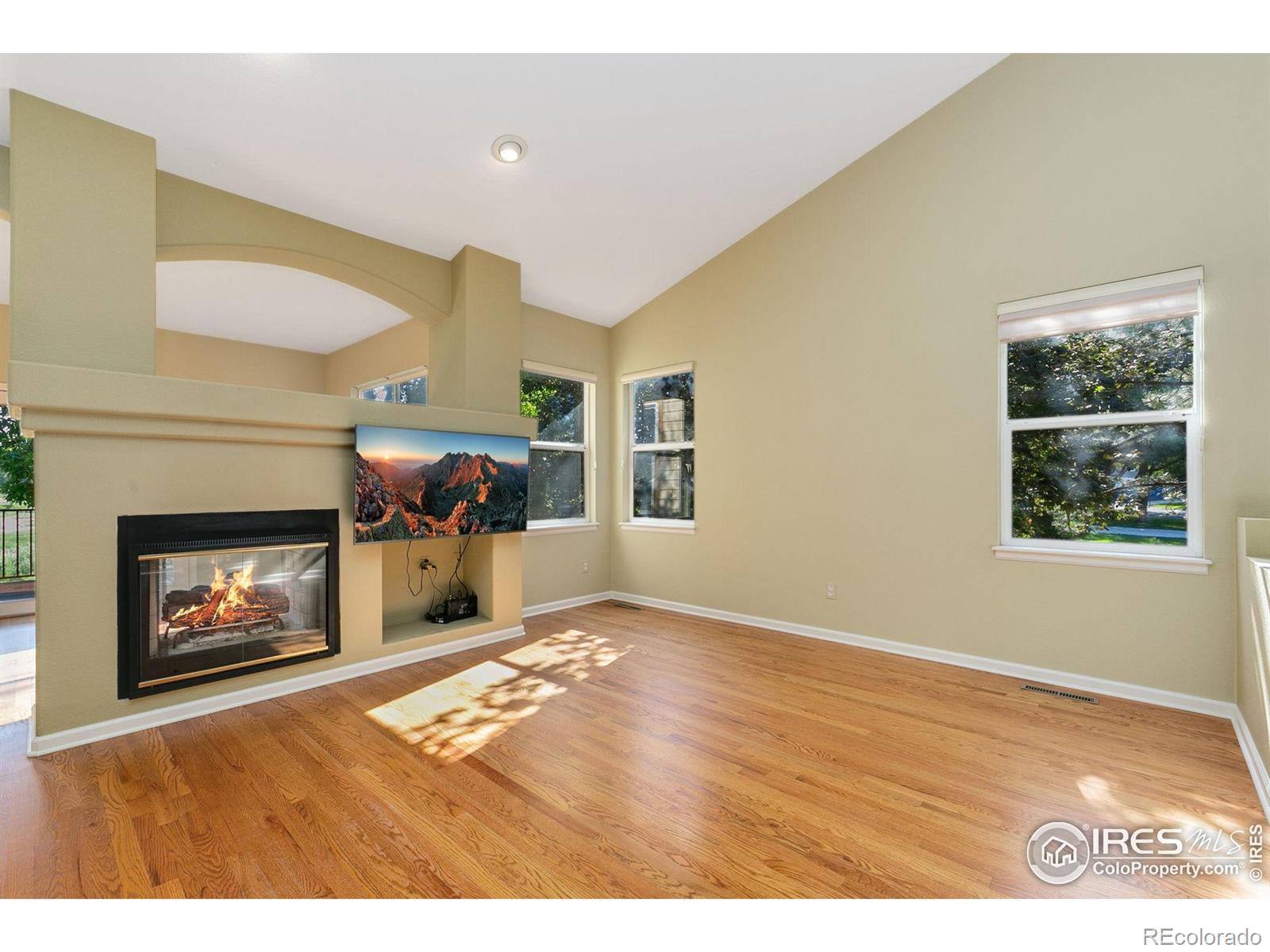 MLS Image #16 for 5365  lighthouse point court,loveland, Colorado