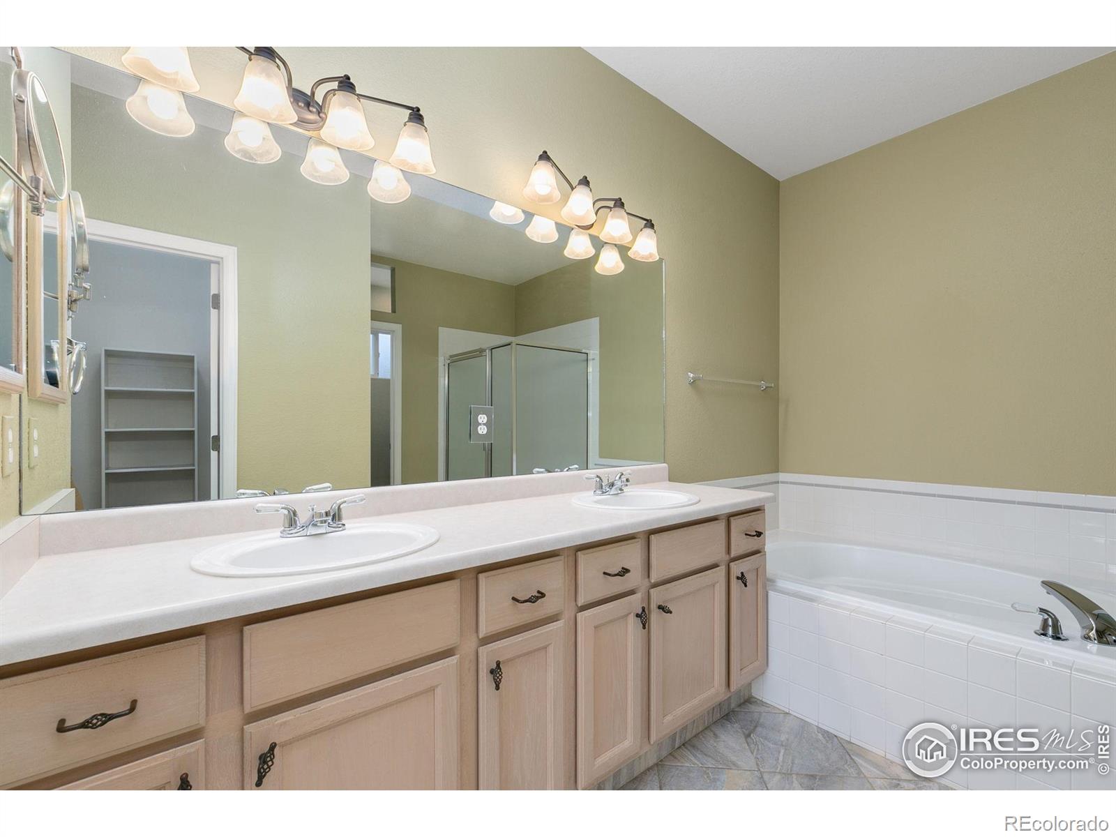MLS Image #24 for 5365  lighthouse point court,loveland, Colorado