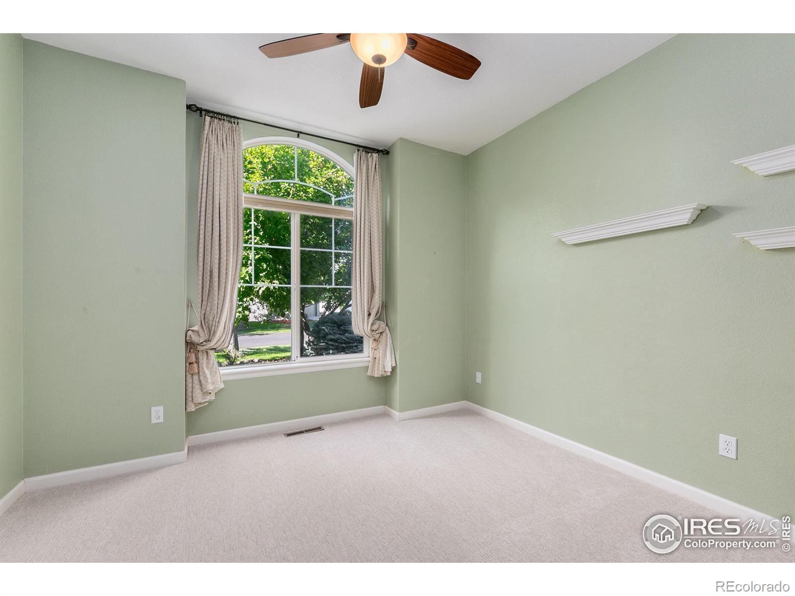 MLS Image #25 for 5365  lighthouse point court,loveland, Colorado
