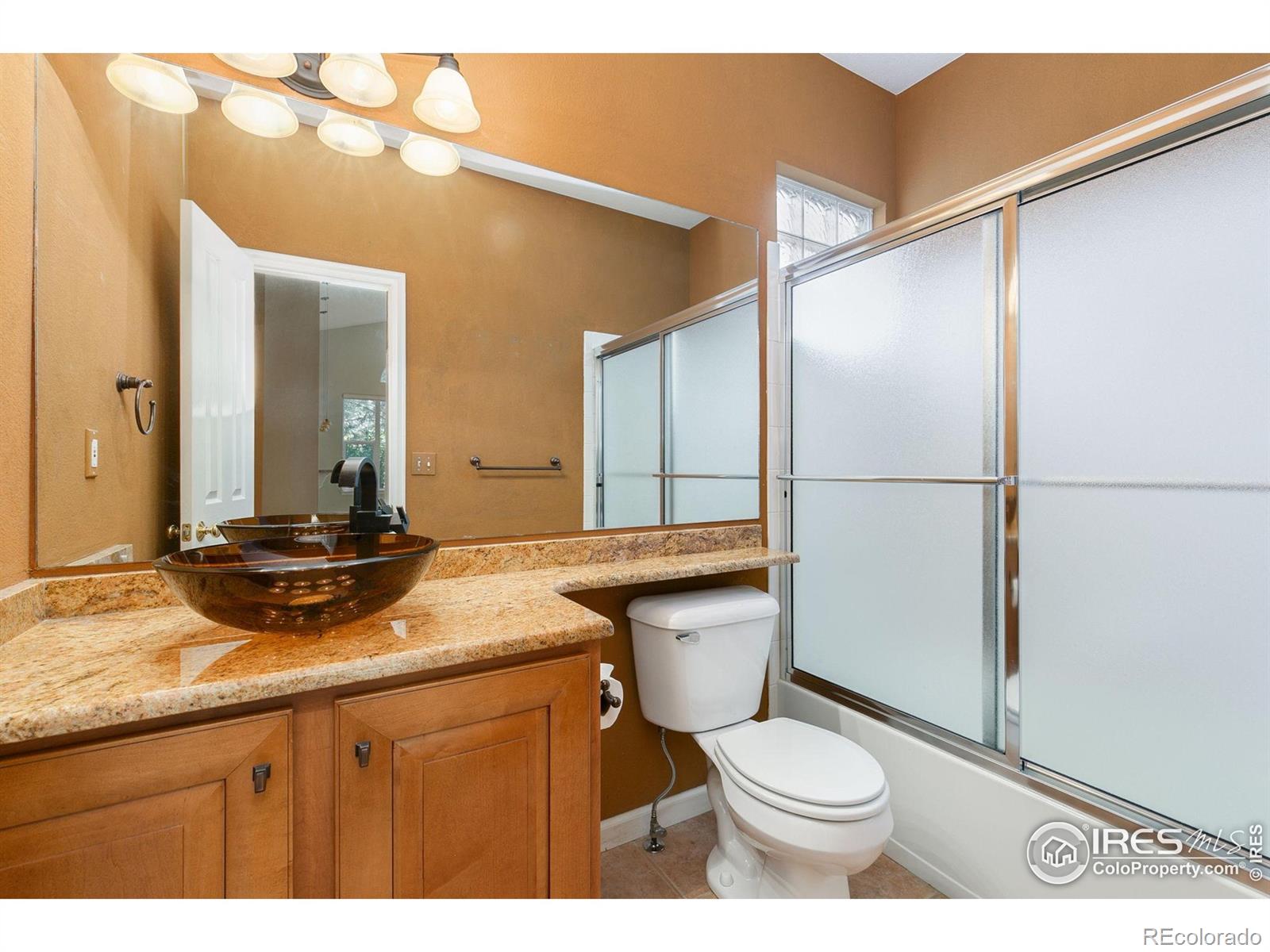 MLS Image #26 for 5365  lighthouse point court,loveland, Colorado