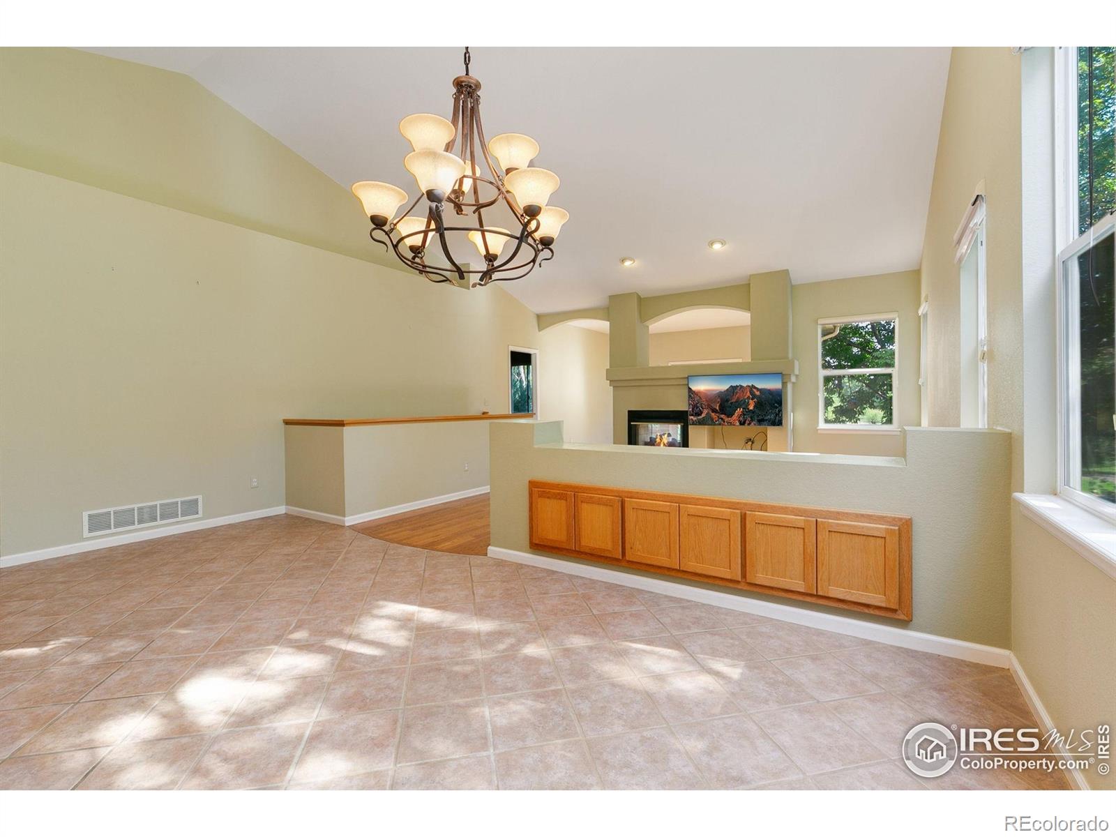 MLS Image #6 for 5365  lighthouse point court,loveland, Colorado