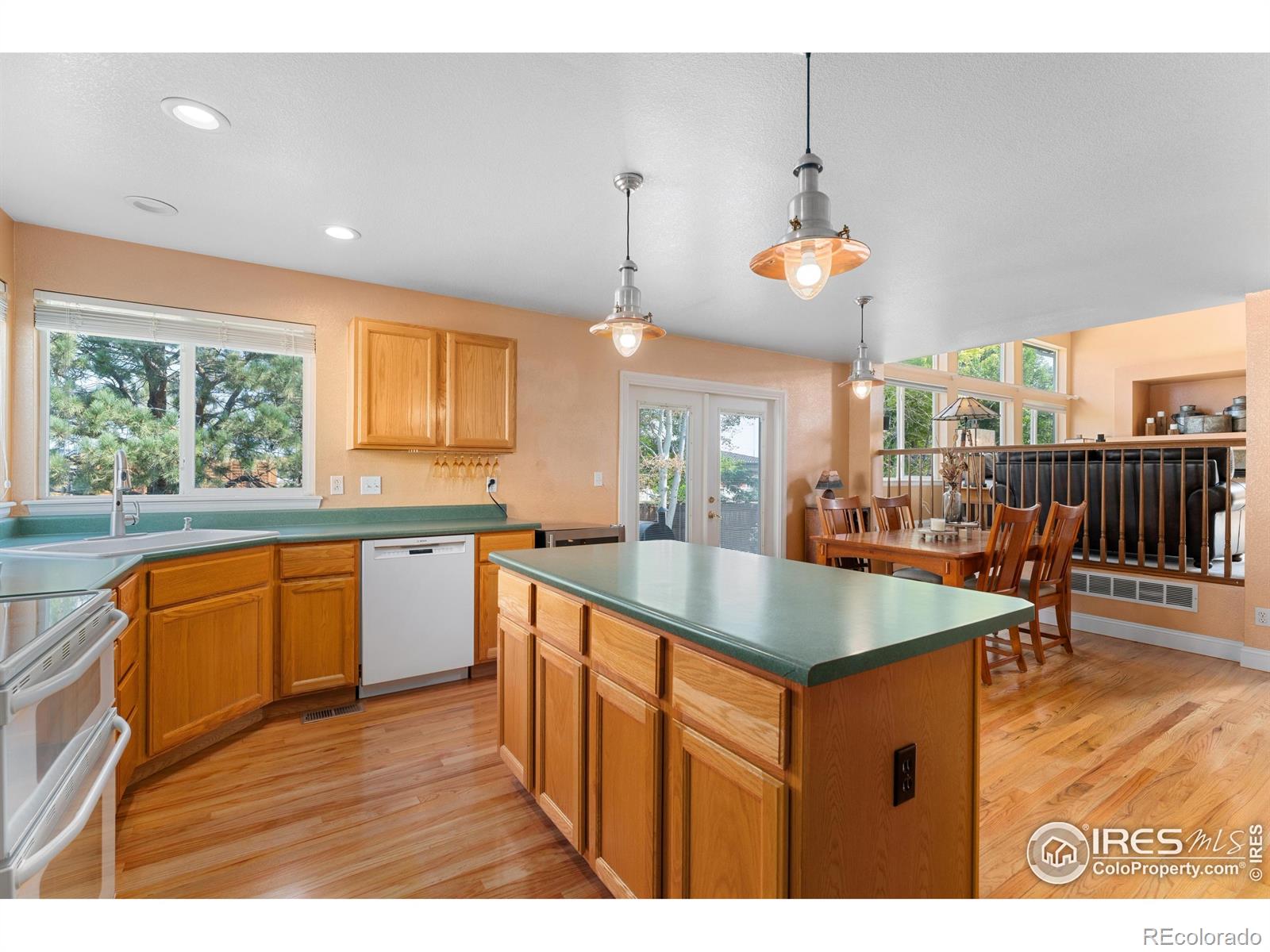 MLS Image #10 for 5507 e 118th place,thornton, Colorado