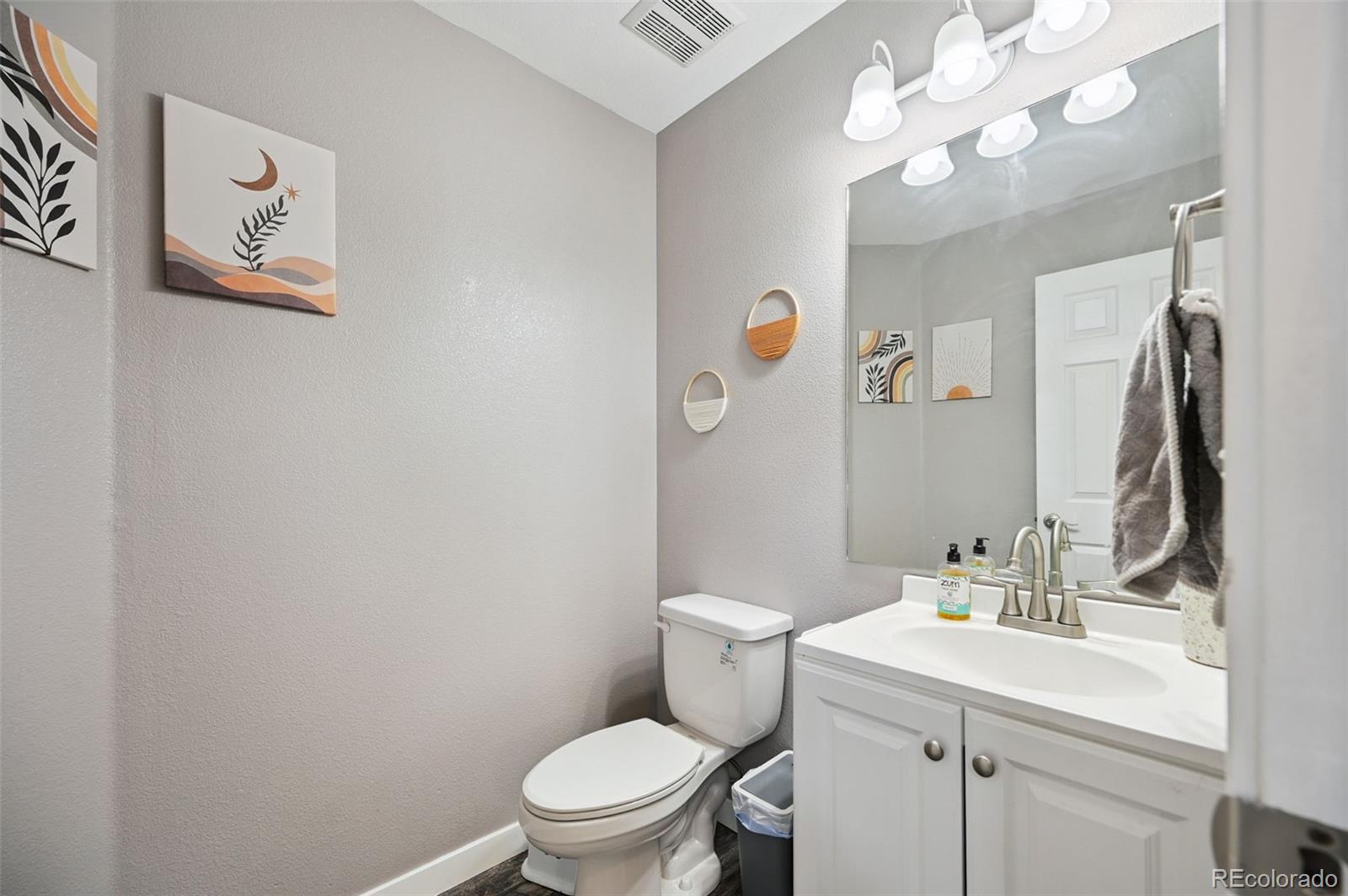 MLS Image #12 for 24798 e wyoming place,aurora, Colorado