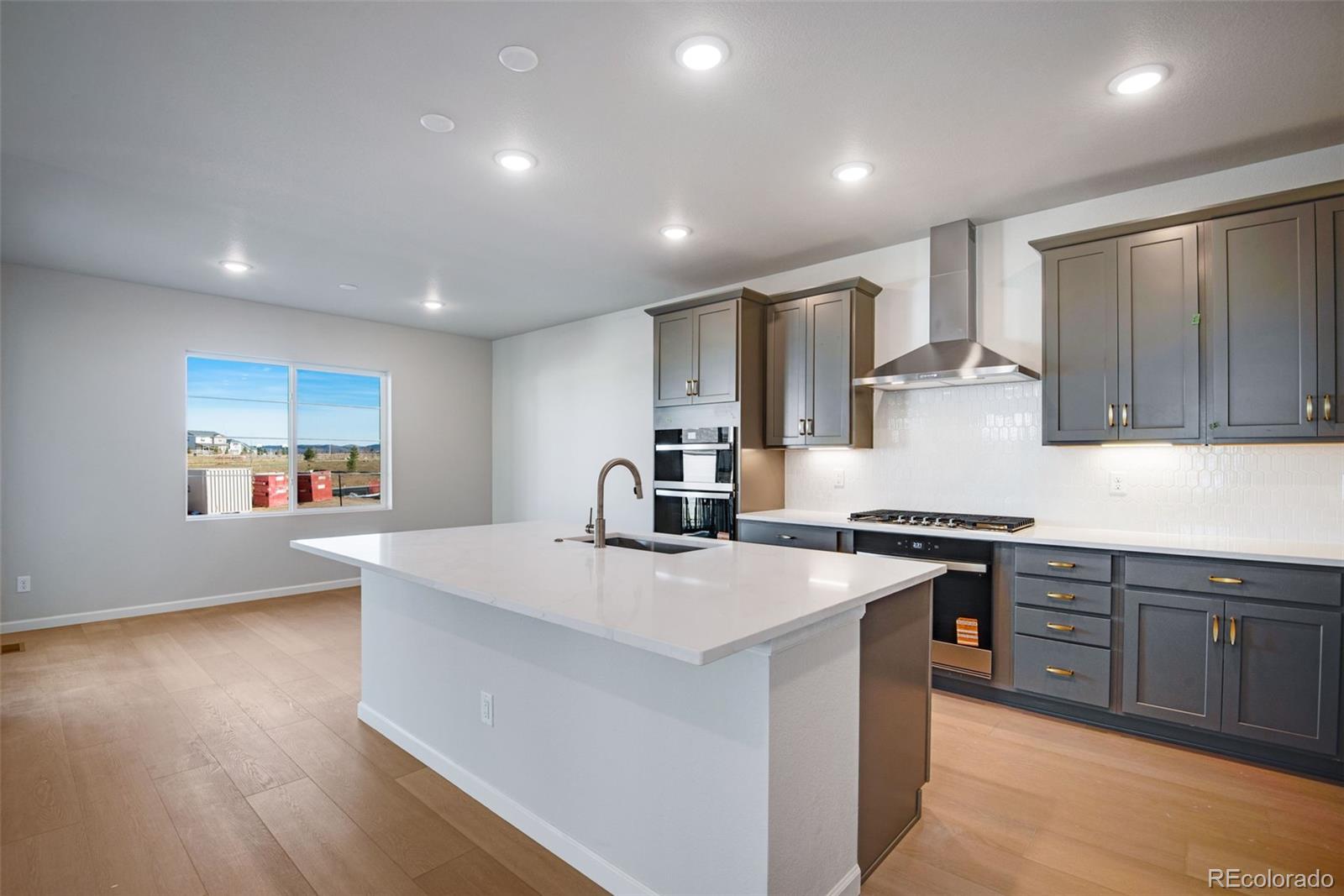 MLS Image #18 for 8568  eckley street,littleton, Colorado