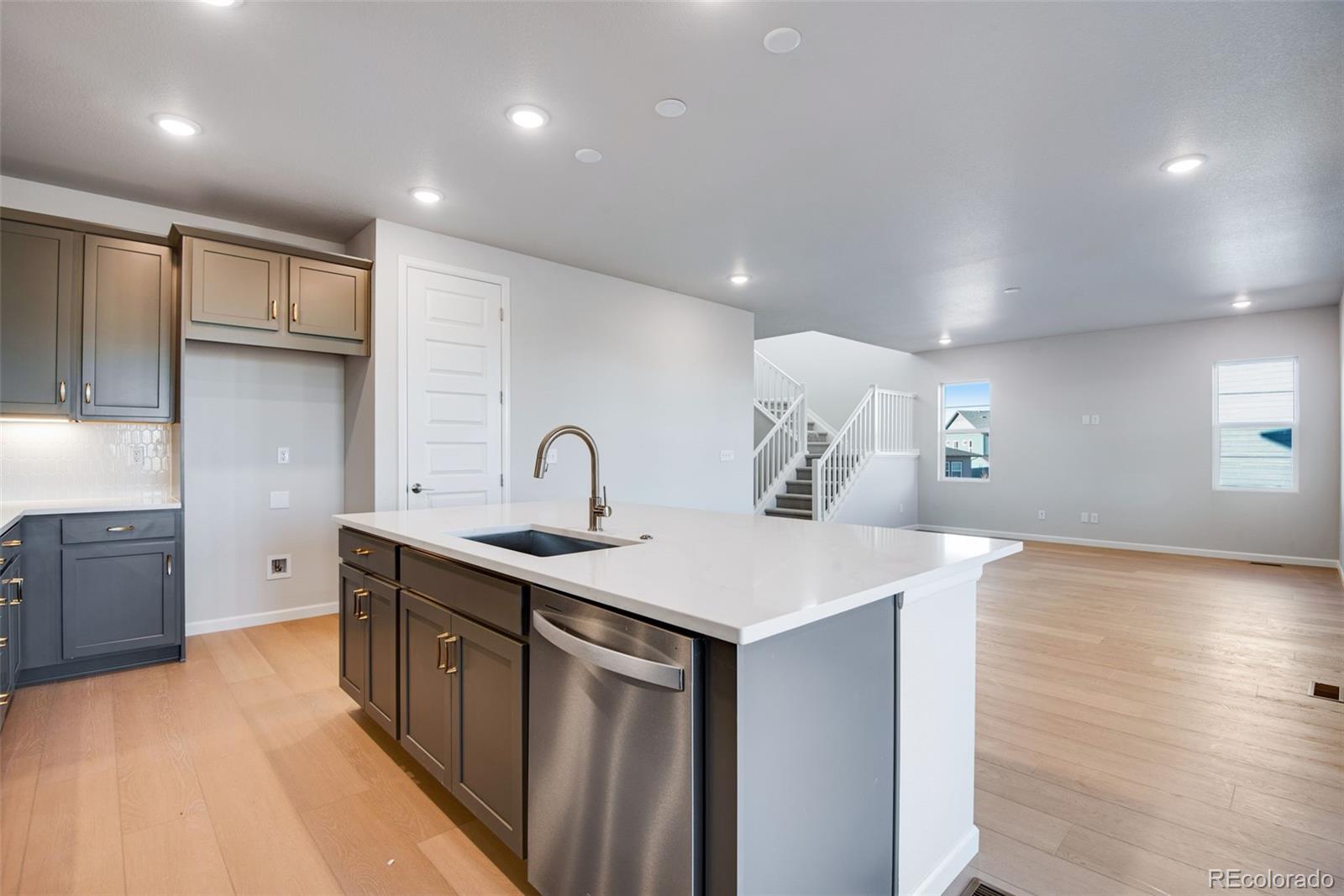 MLS Image #19 for 8568  eckley street,littleton, Colorado