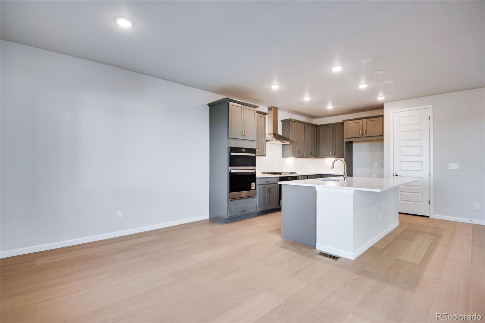 MLS Image #23 for 8568  eckley street,littleton, Colorado