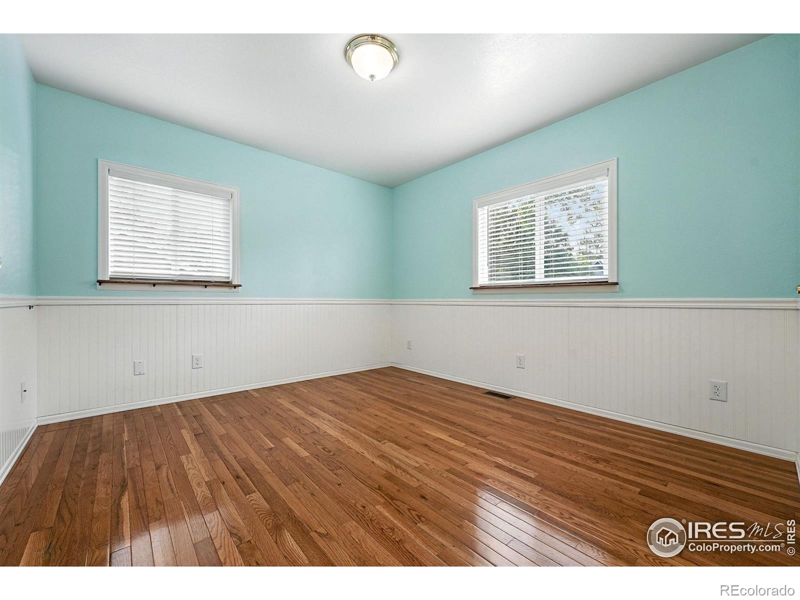 MLS Image #20 for 253 s buchanan circle,louisville, Colorado