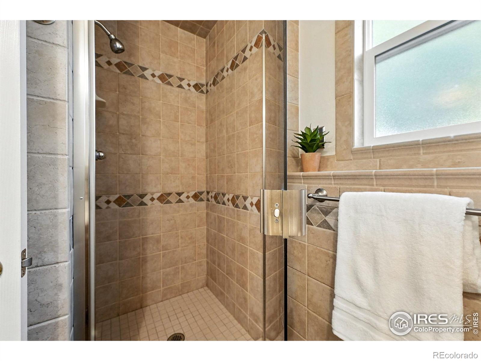 MLS Image #28 for 253 s buchanan circle,louisville, Colorado