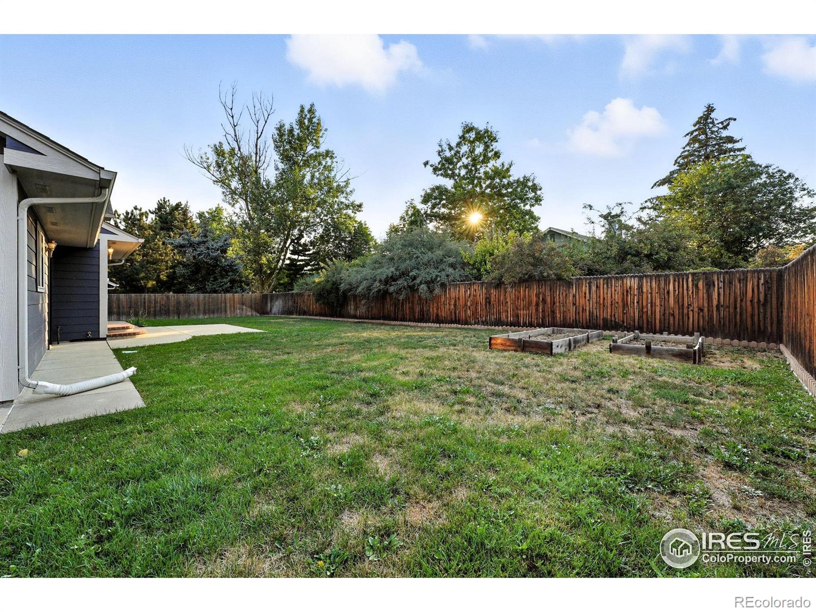MLS Image #32 for 253 s buchanan circle,louisville, Colorado