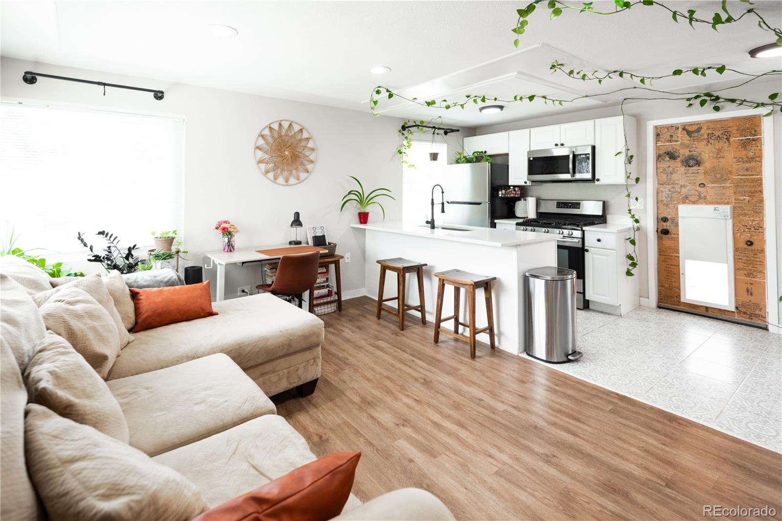 MLS Image #2 for 1588  verbena street,denver, Colorado
