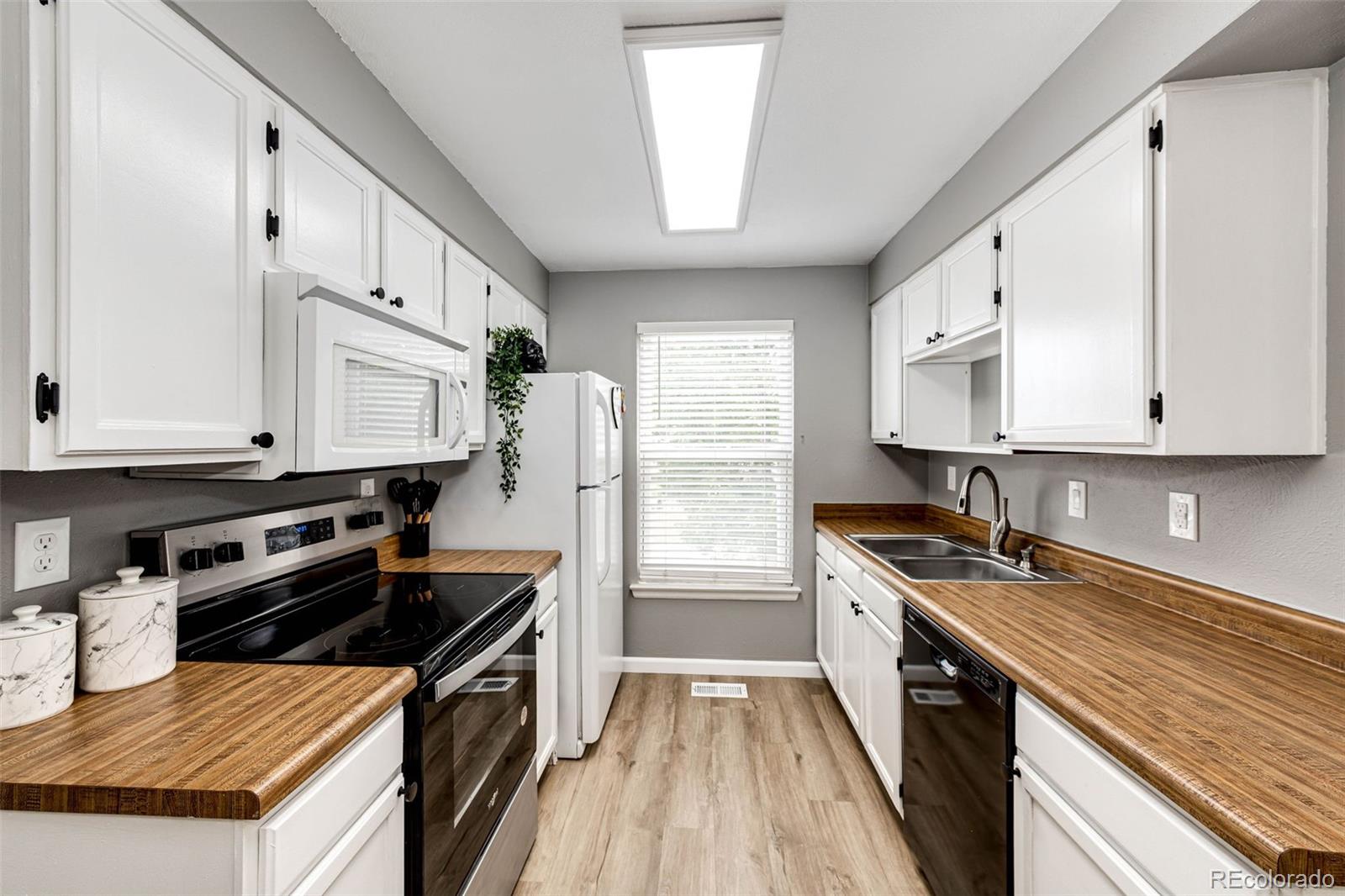 MLS Image #7 for 11982  bellaire street g,thornton, Colorado